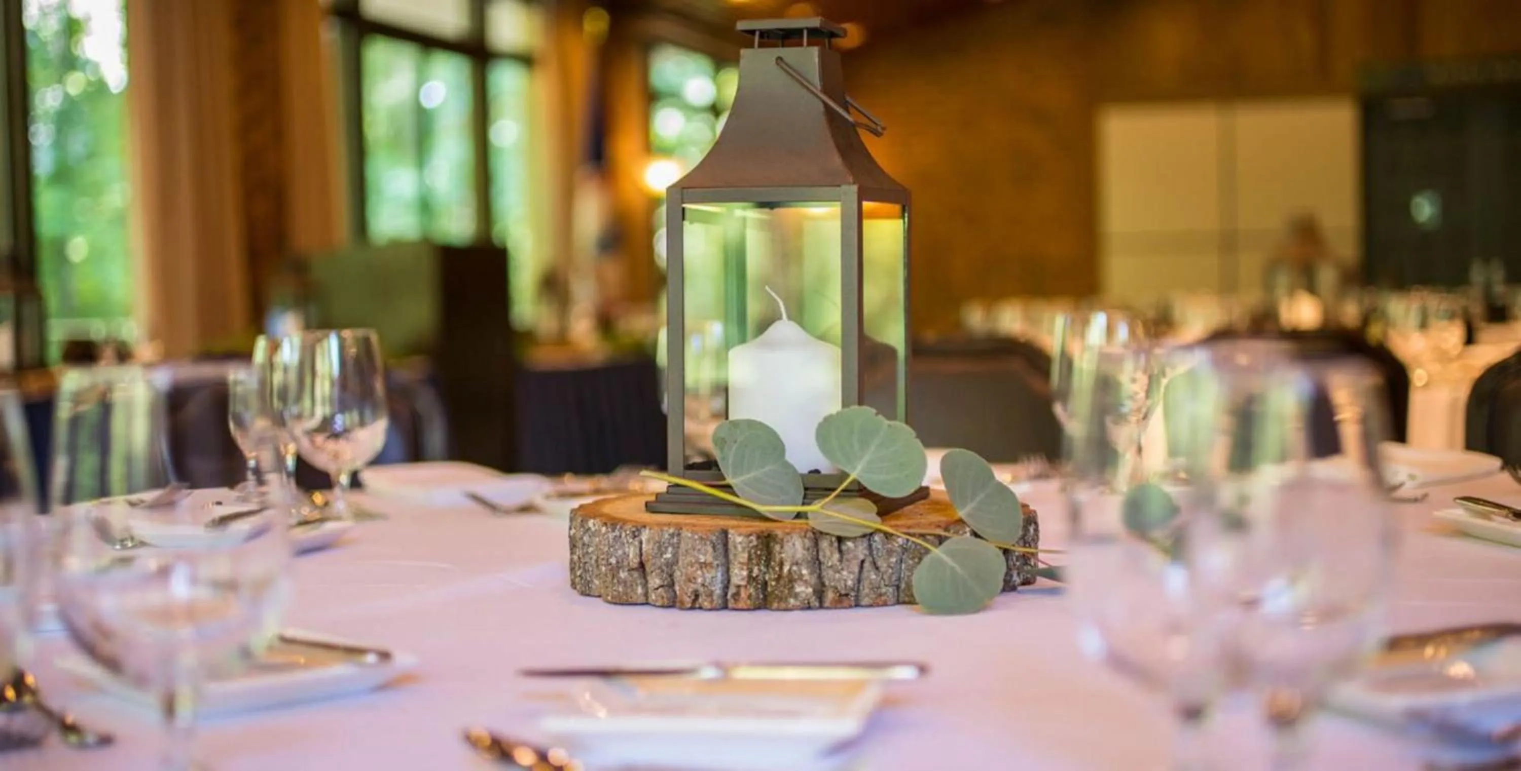 Banquet/Function facilities in Williamsburg Woodlands Hotel & Suites, an official Colonial Williamsburg Hotel