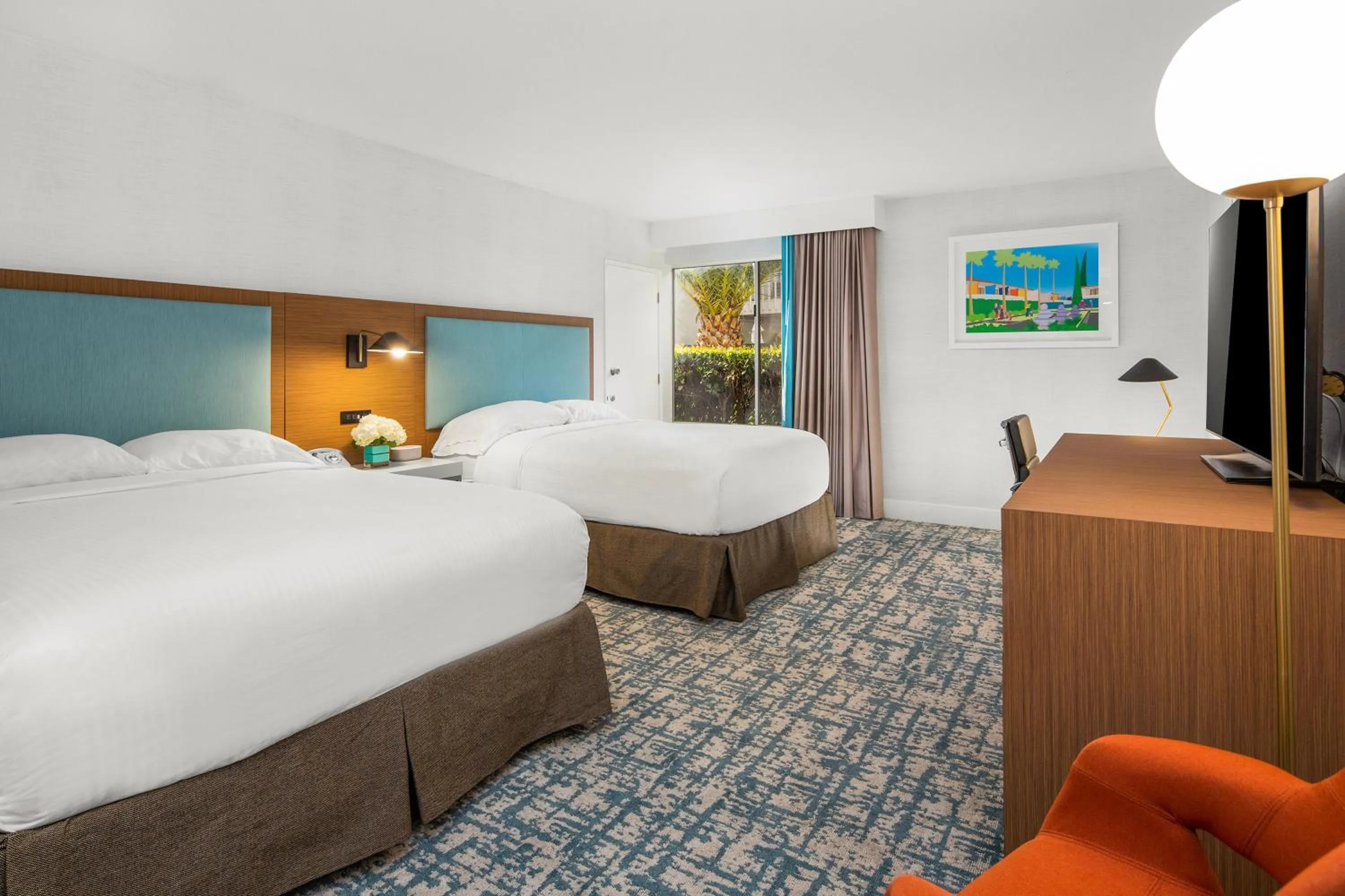 Bedroom, Bed in Anaheim Hotel