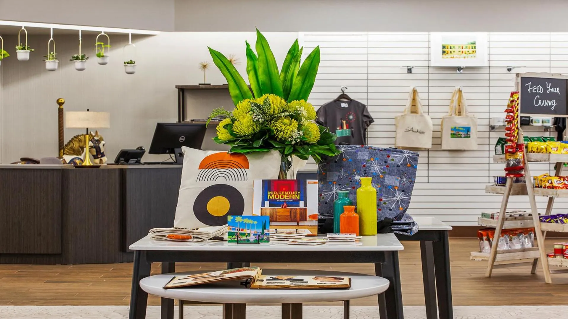 Property building in Anaheim Hotel