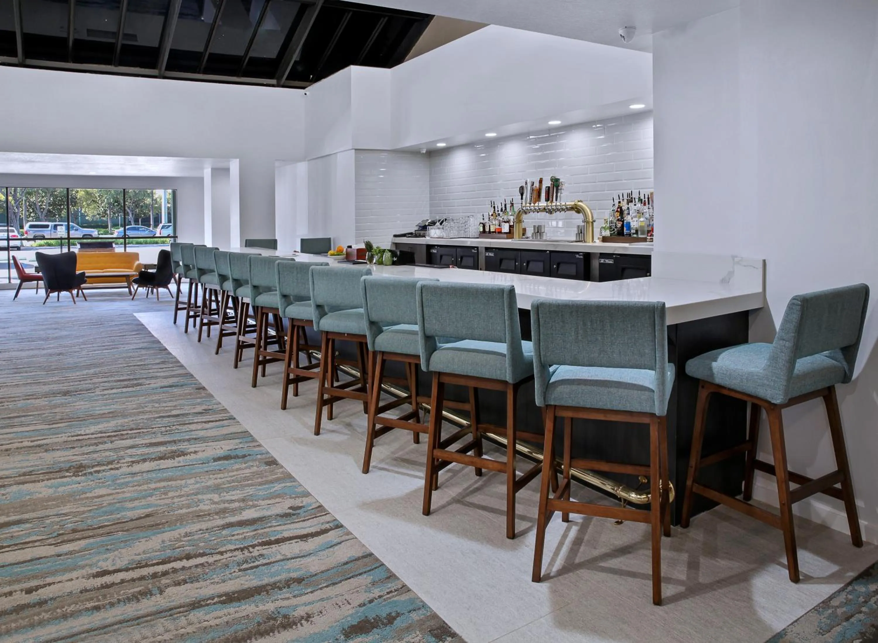 Restaurant/places to eat in Anaheim Hotel