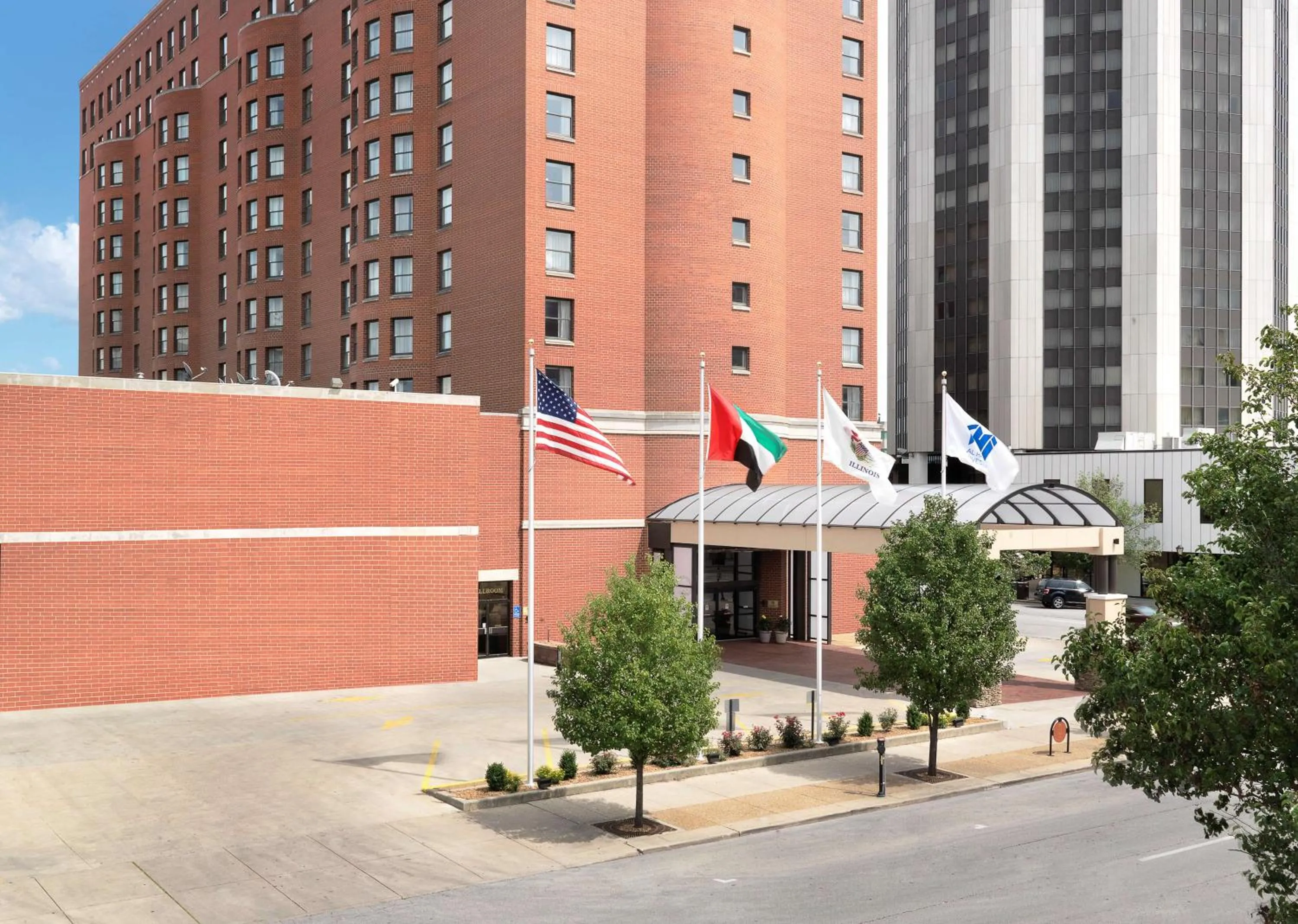 Property building in President Abraham Lincoln - A Doubletree by Hilton Hotel