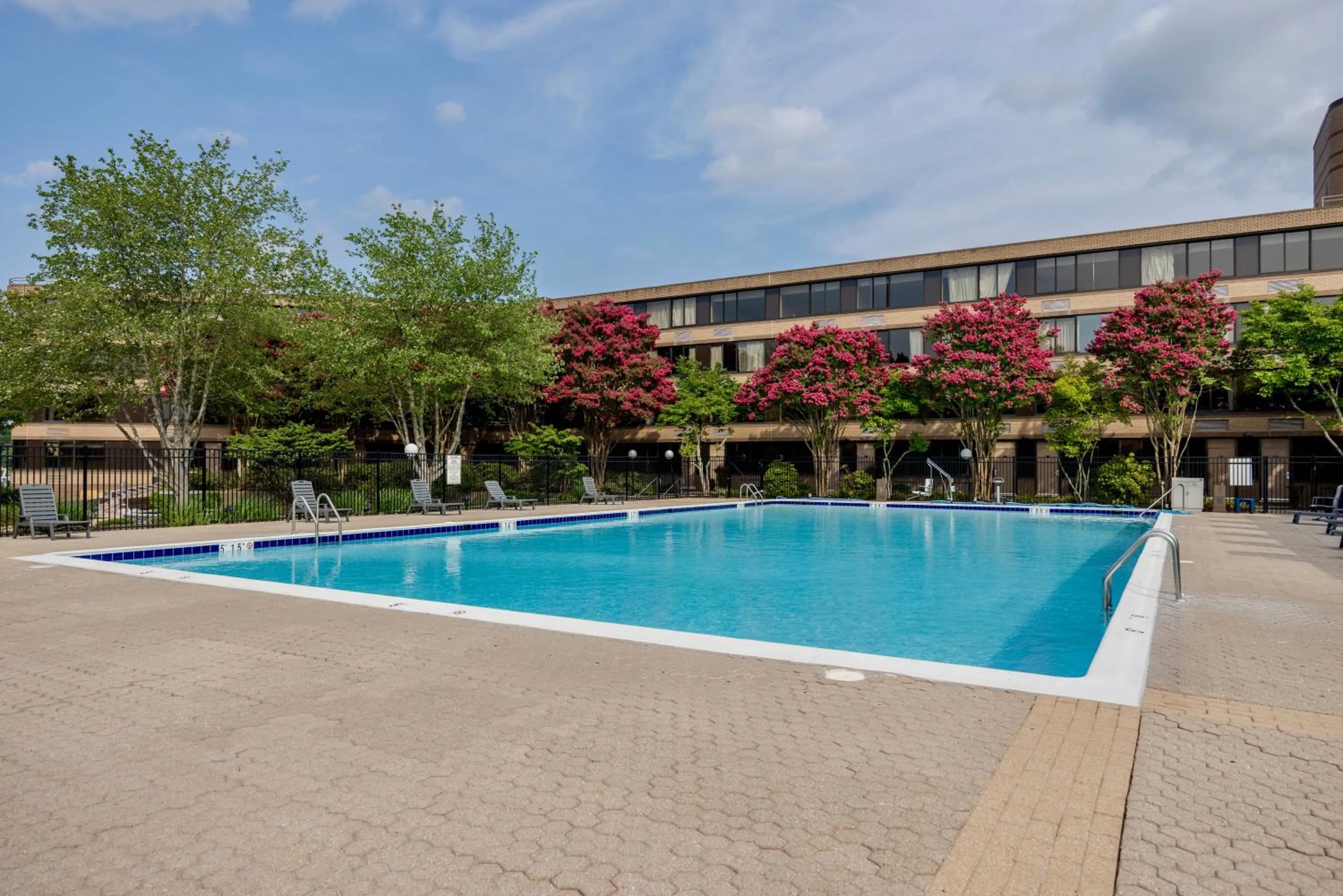 Solomons Inn Resort and Marina