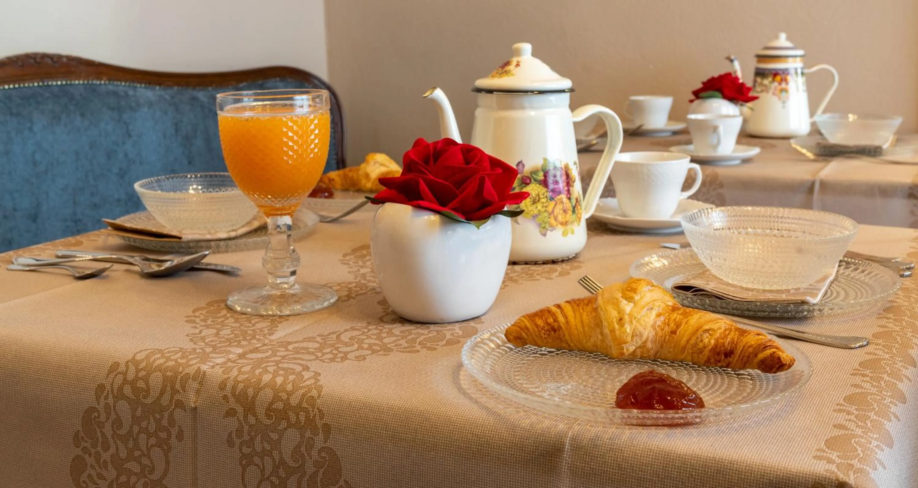 Continental breakfast in Julina Boutique Living