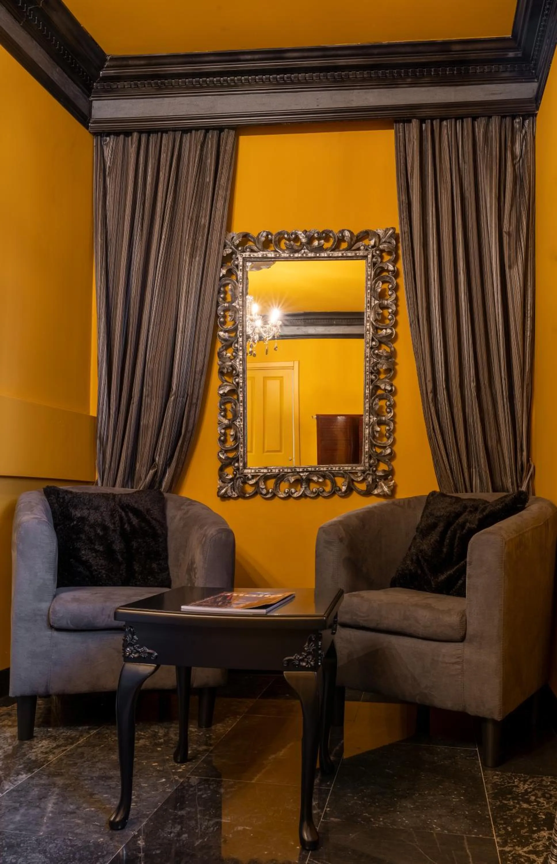 Julina Boutique Living