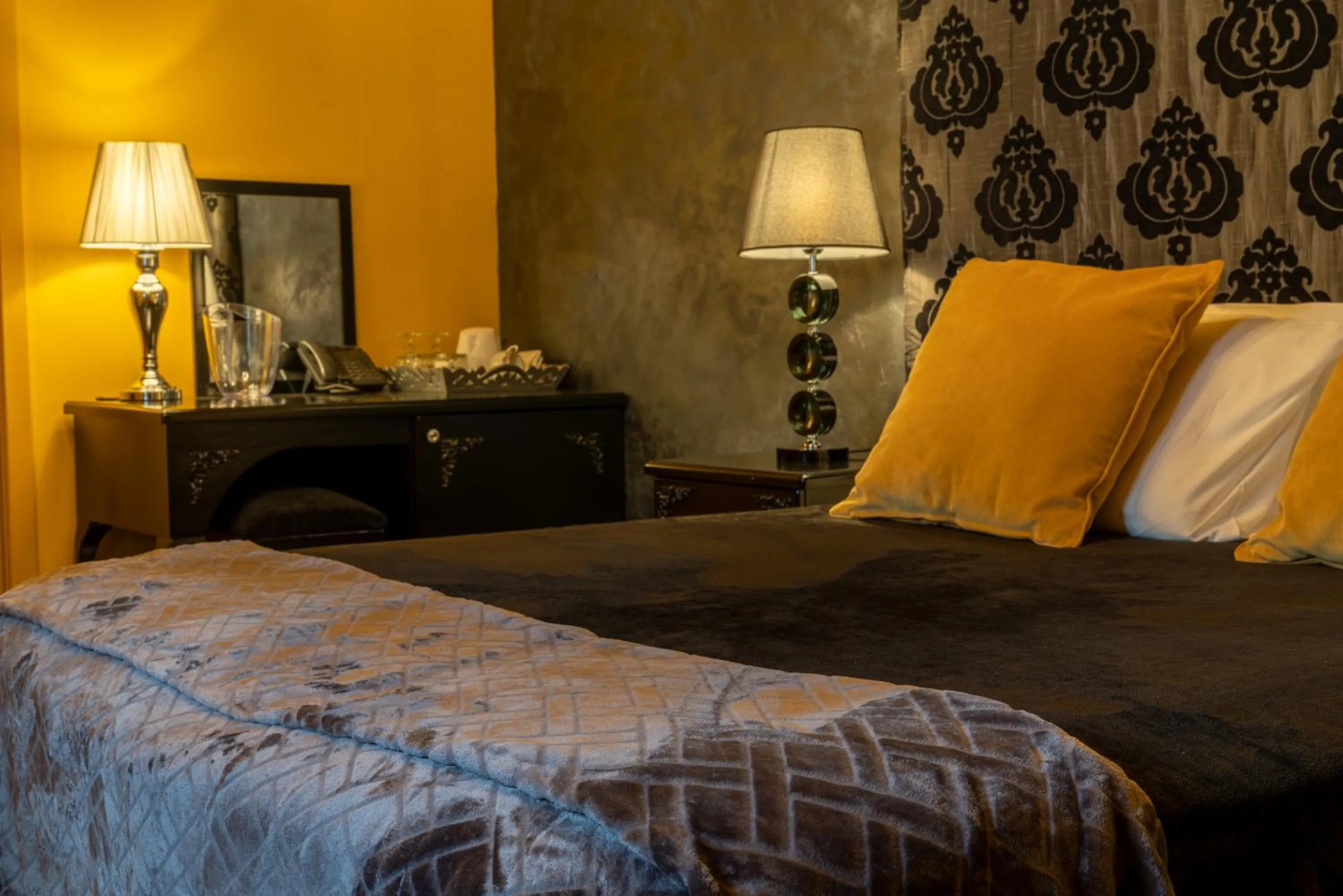 Bed in Julina Boutique Living