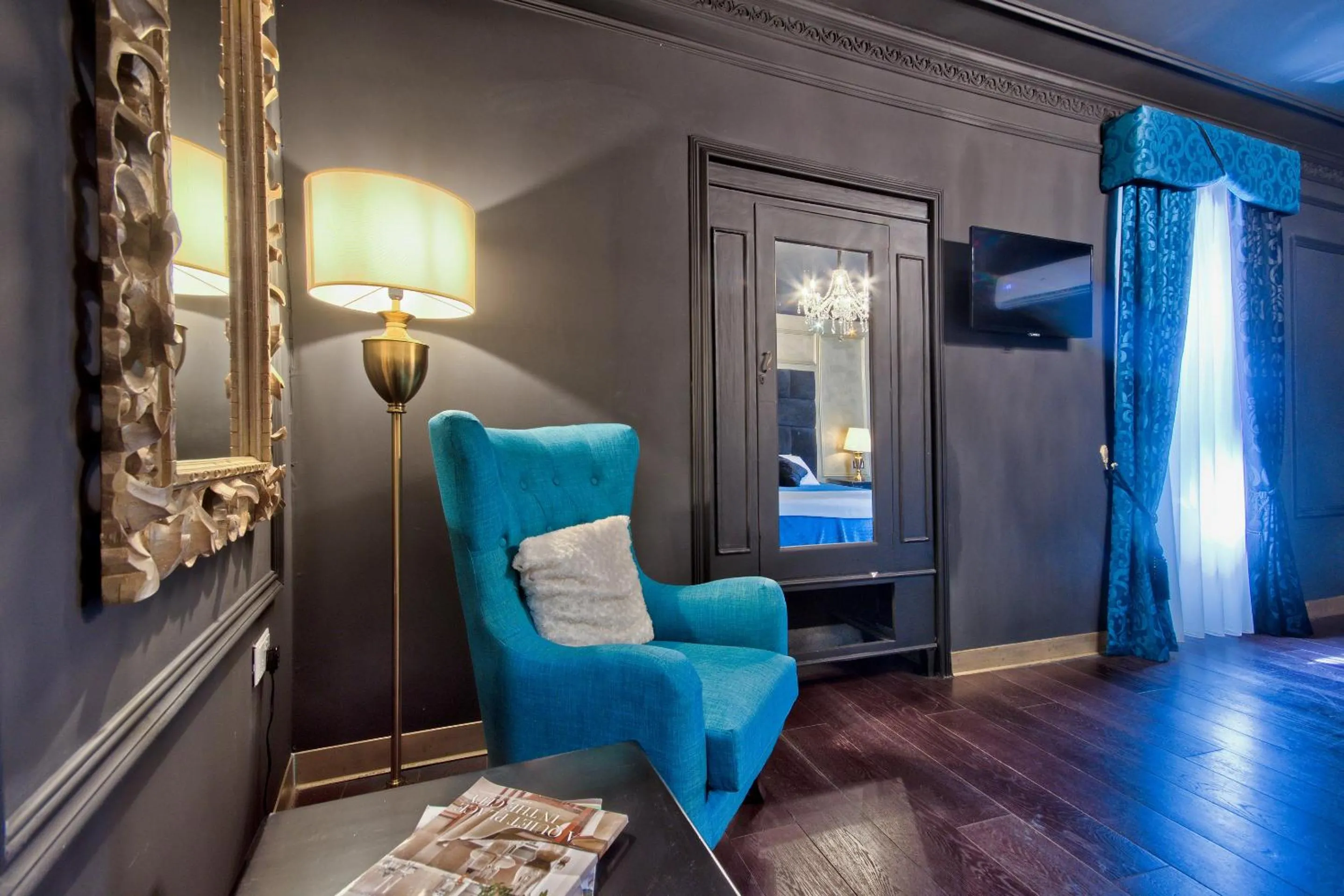 Julina Boutique Living