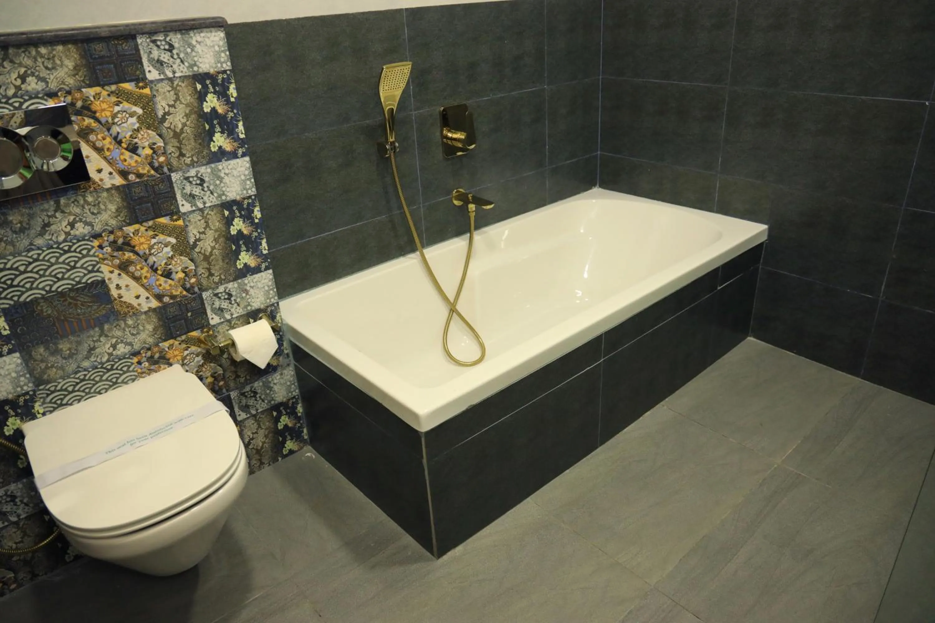 Hot Tub in Lalys Residency