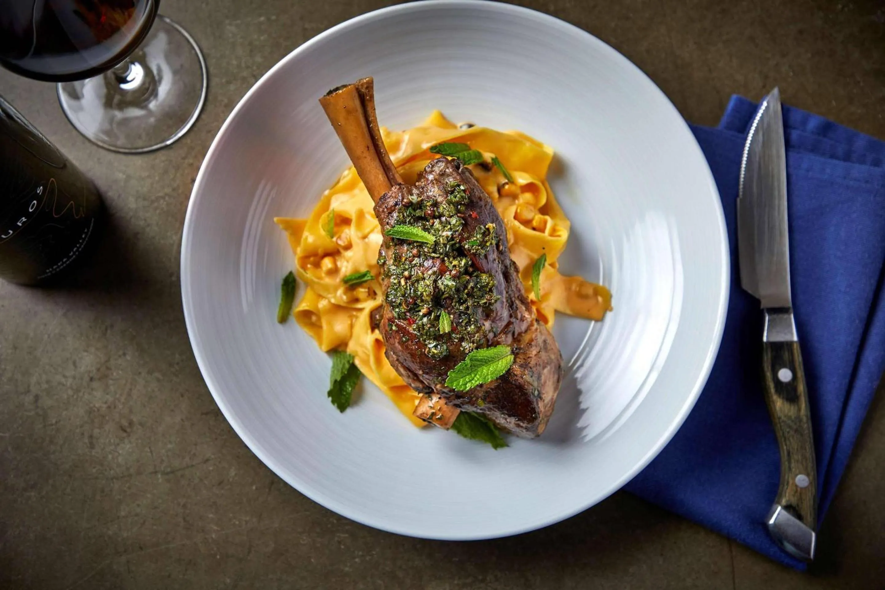 Restaurant/places to eat in Radisson Blu Aqua Hotel, Chicago