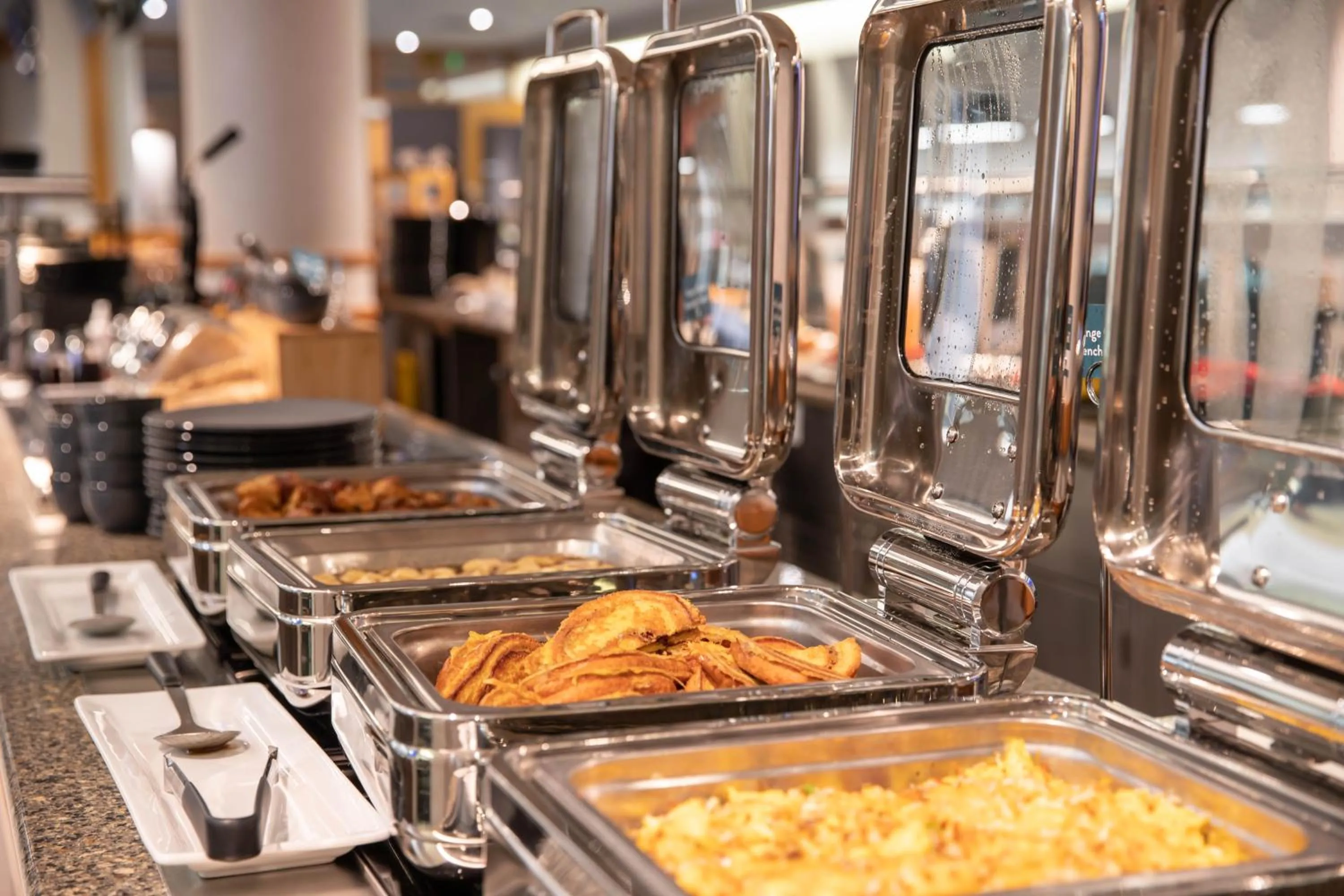 Breakfast in Radisson Plaza Hotel at Kalamazoo Center
