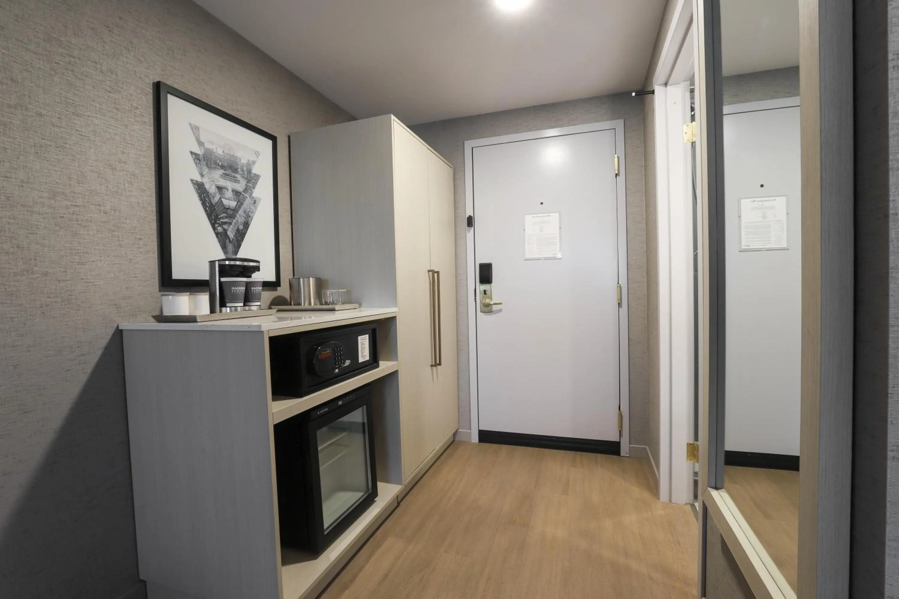 Bedroom in Radisson Plaza Hotel at Kalamazoo Center