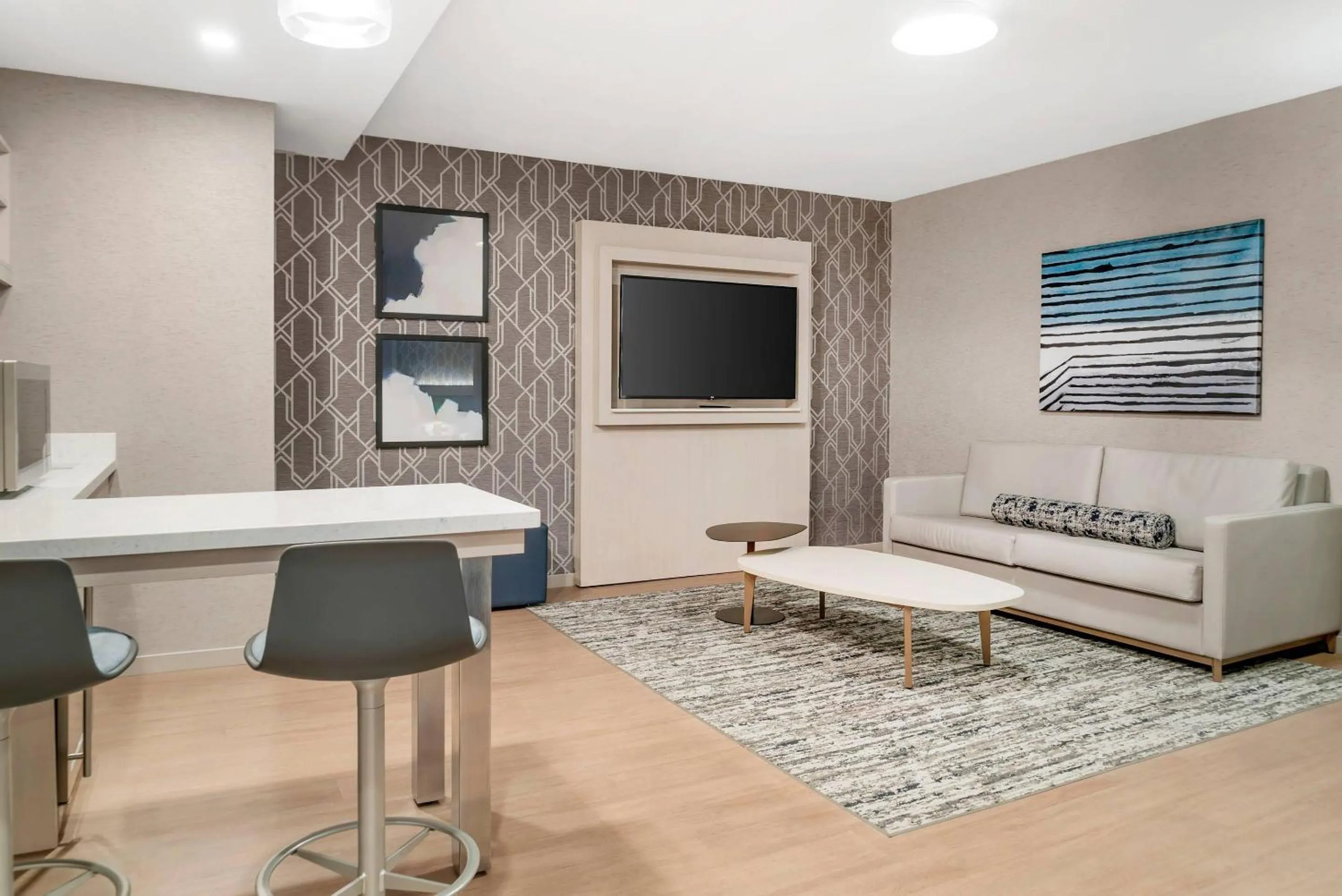 Bedroom in Radisson Plaza Hotel at Kalamazoo Center