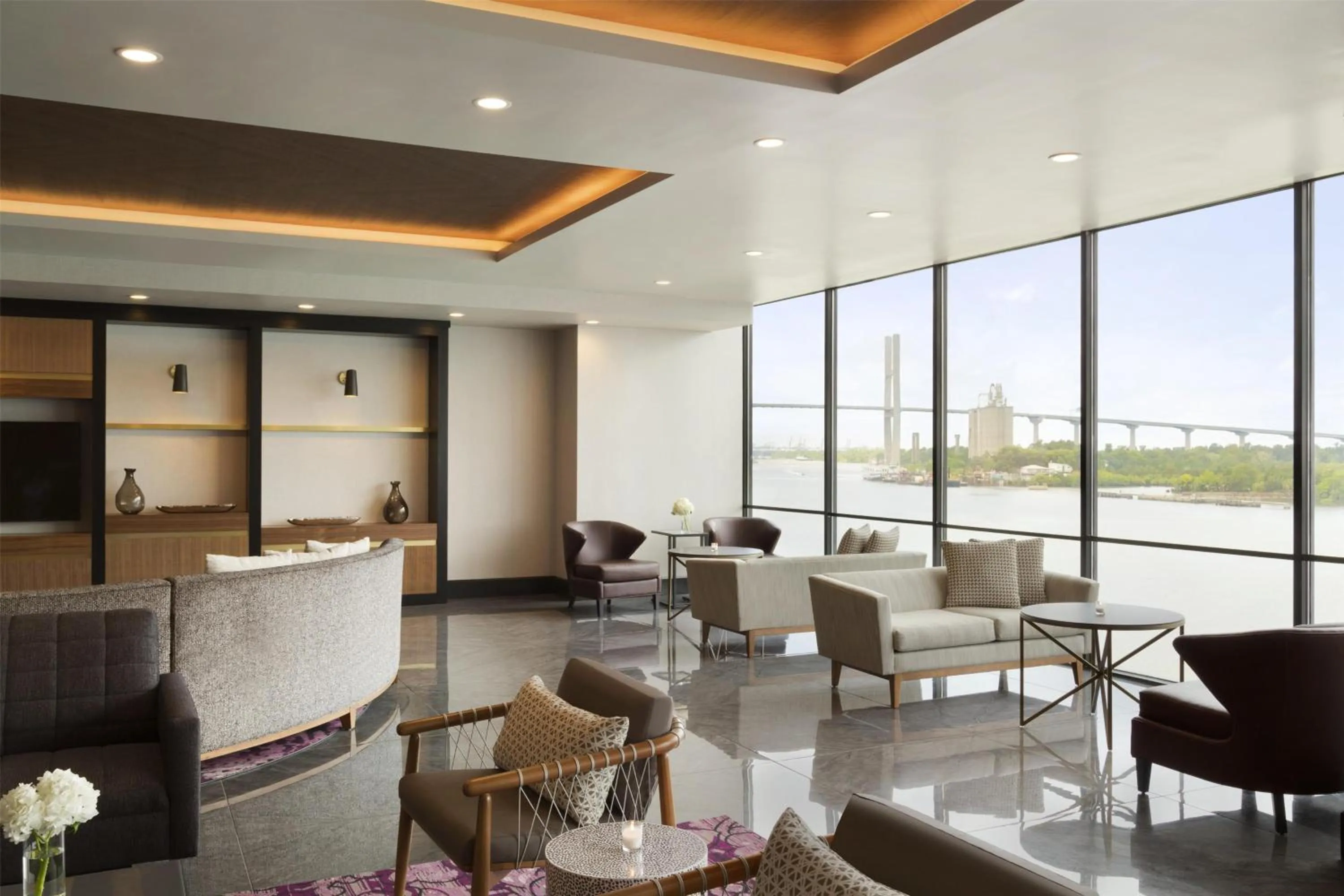 Lounge or bar in Hyatt Regency Savannah