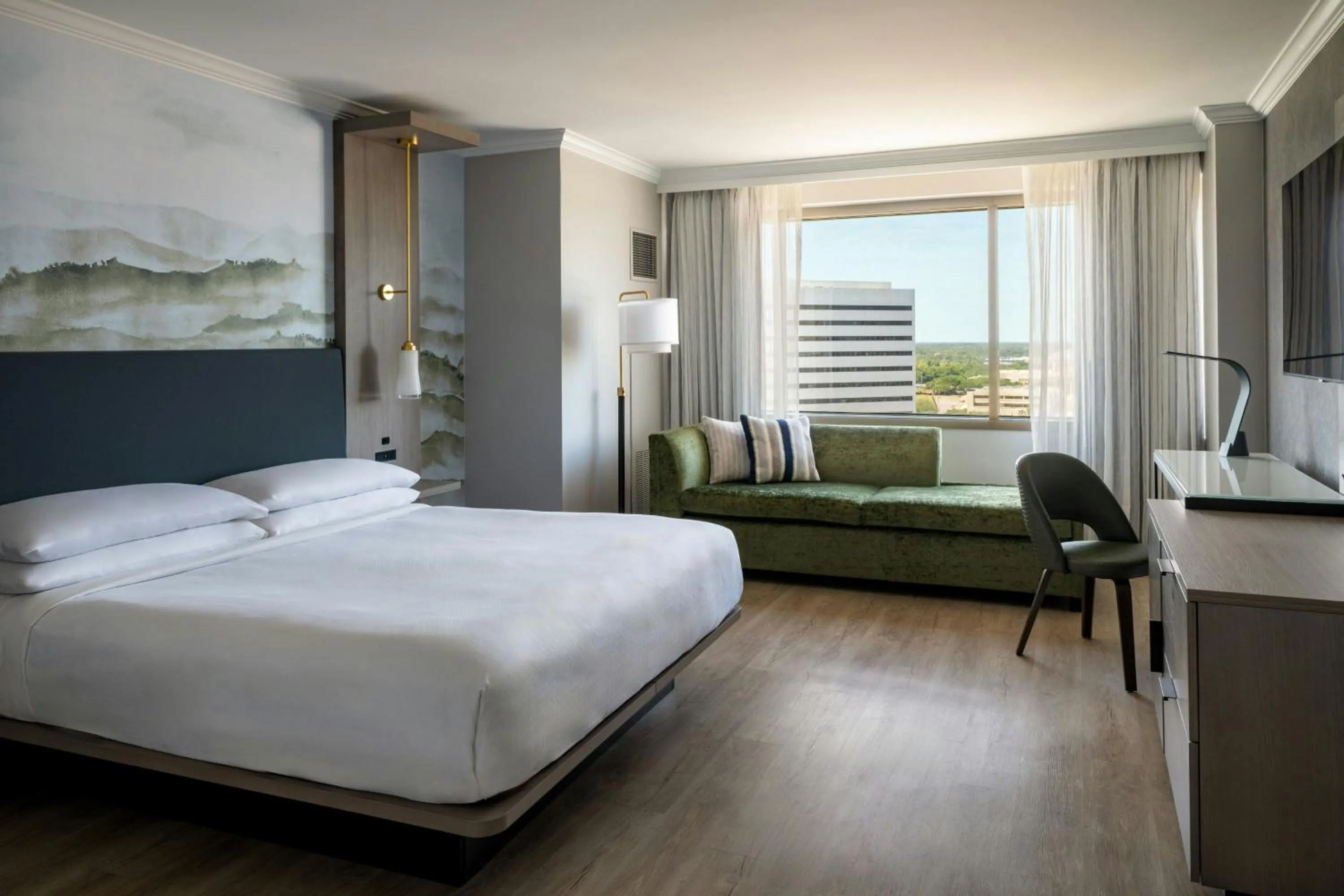 Photo of the whole room, Bed in Marriott Jacksonville Downtown