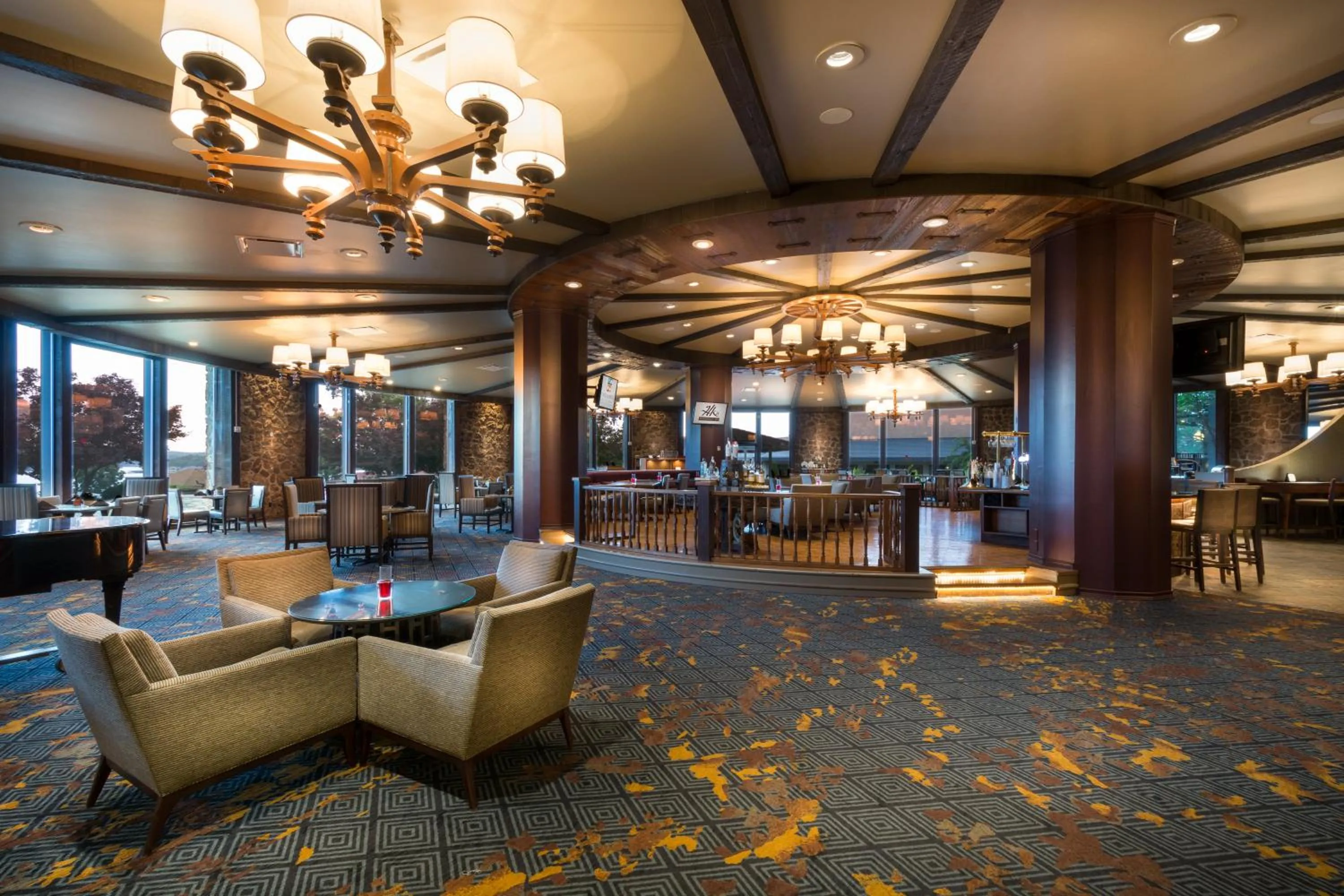 Restaurant/places to eat in Lodge of Four Seasons Golf Resort, Marina & Spa