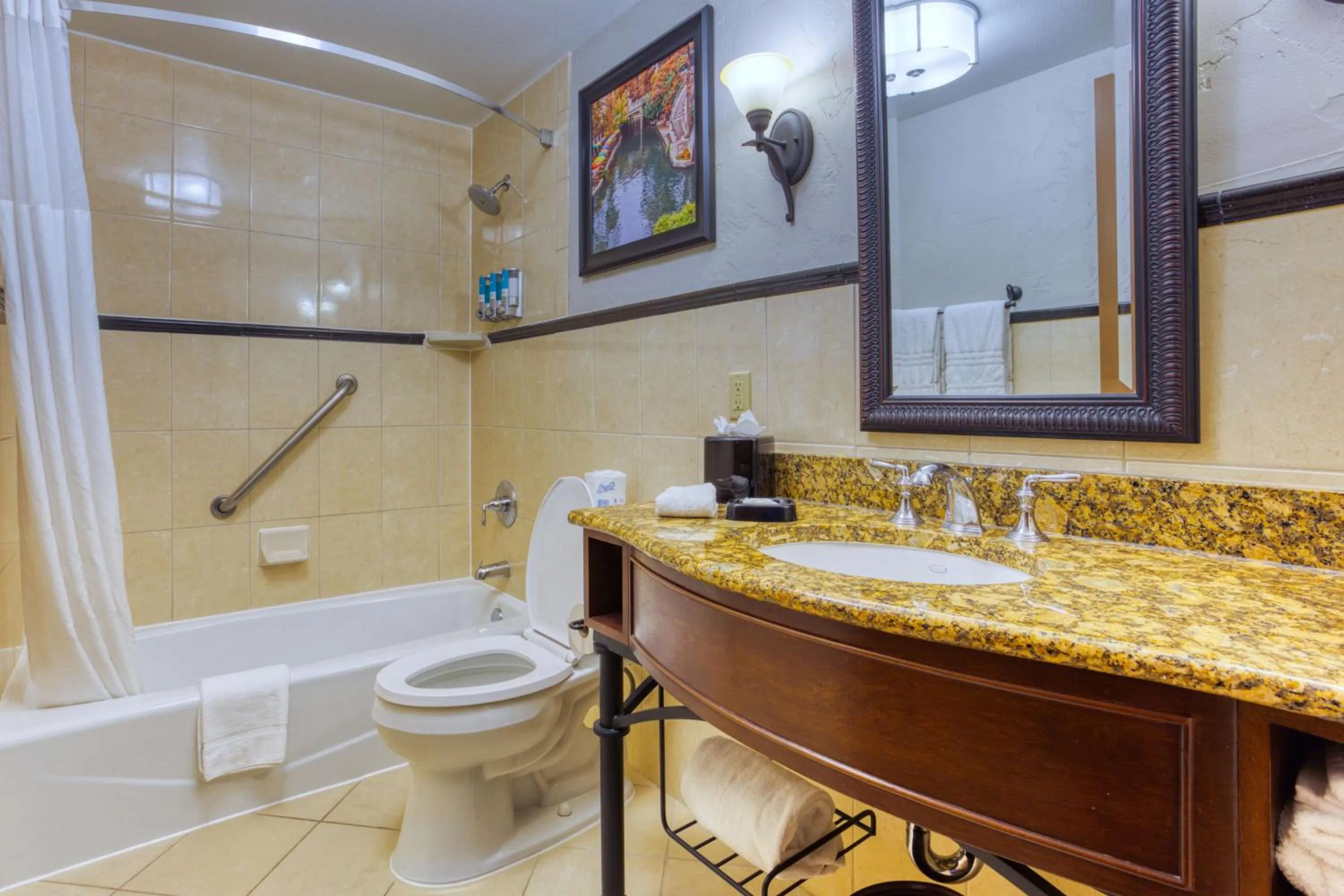 Bathroom in Drury Plaza Hotel San Antonio Riverwalk