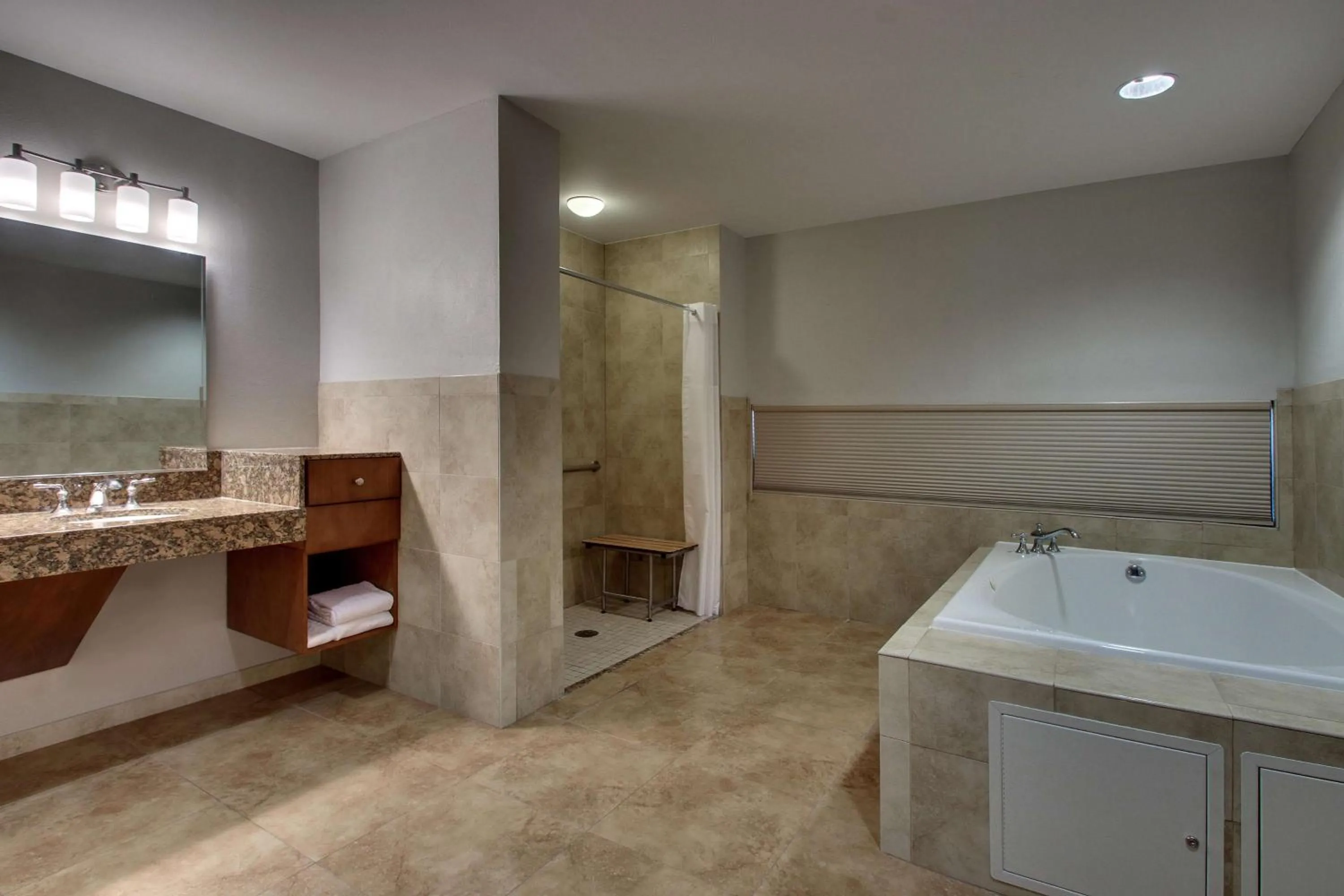 Bathroom in Drury Plaza Hotel San Antonio Riverwalk