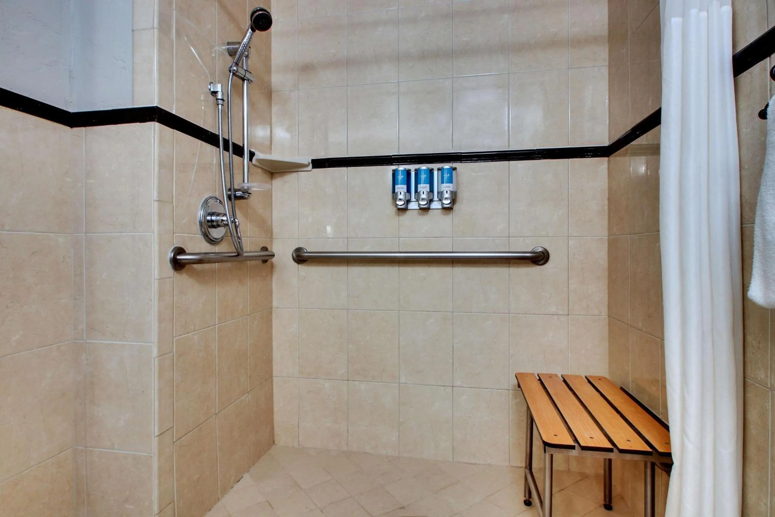 Bathroom in Drury Plaza Hotel San Antonio Riverwalk