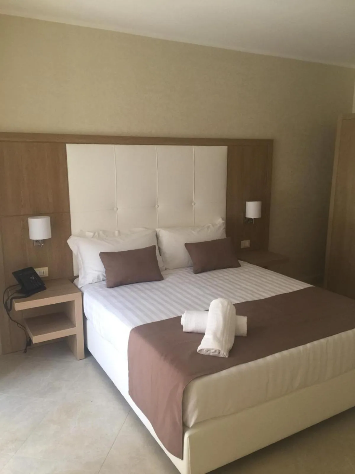 Bed in La Serenissima Hotel