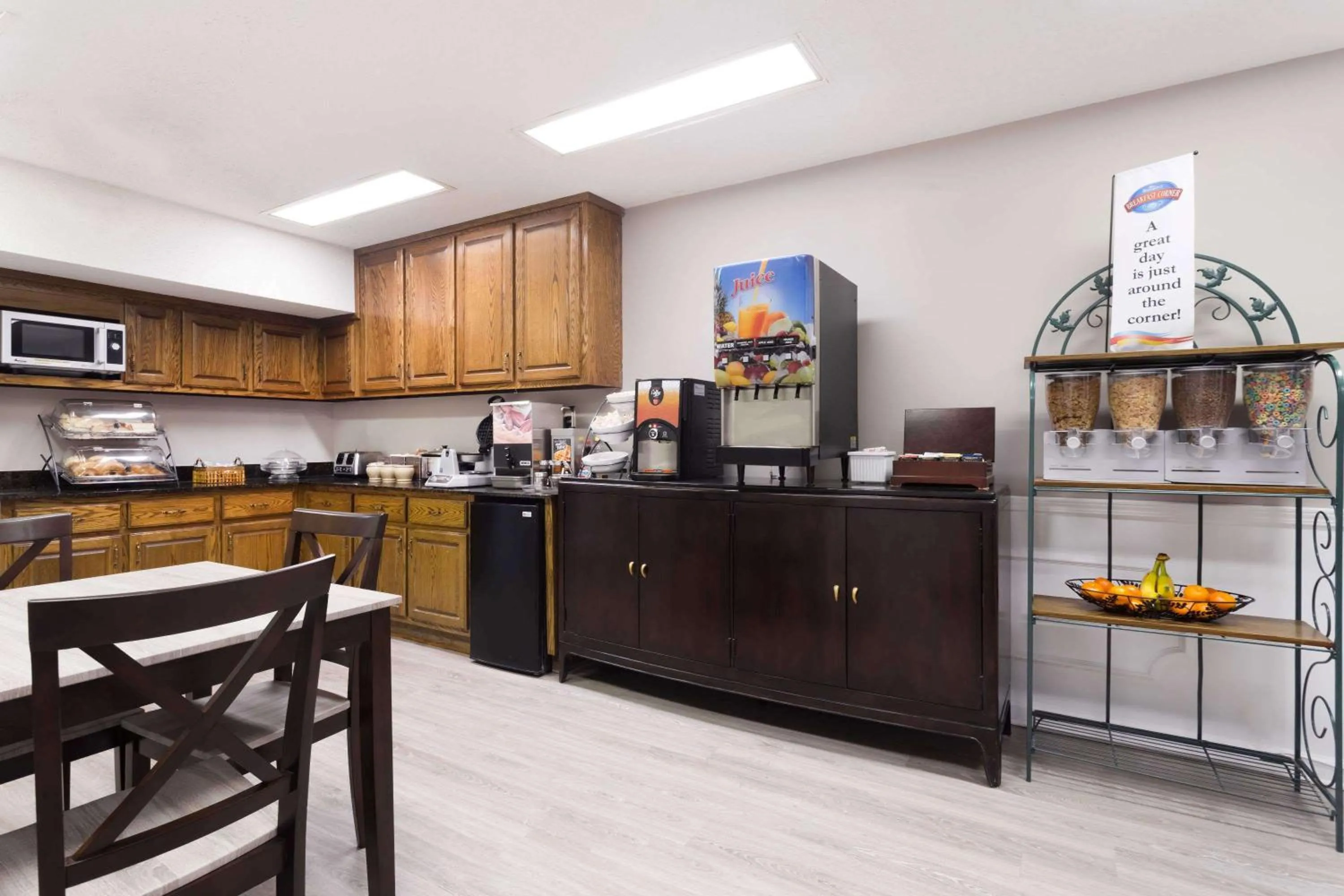 Restaurant/places to eat in Baymont by Wyndham Duncan/Spartanburg