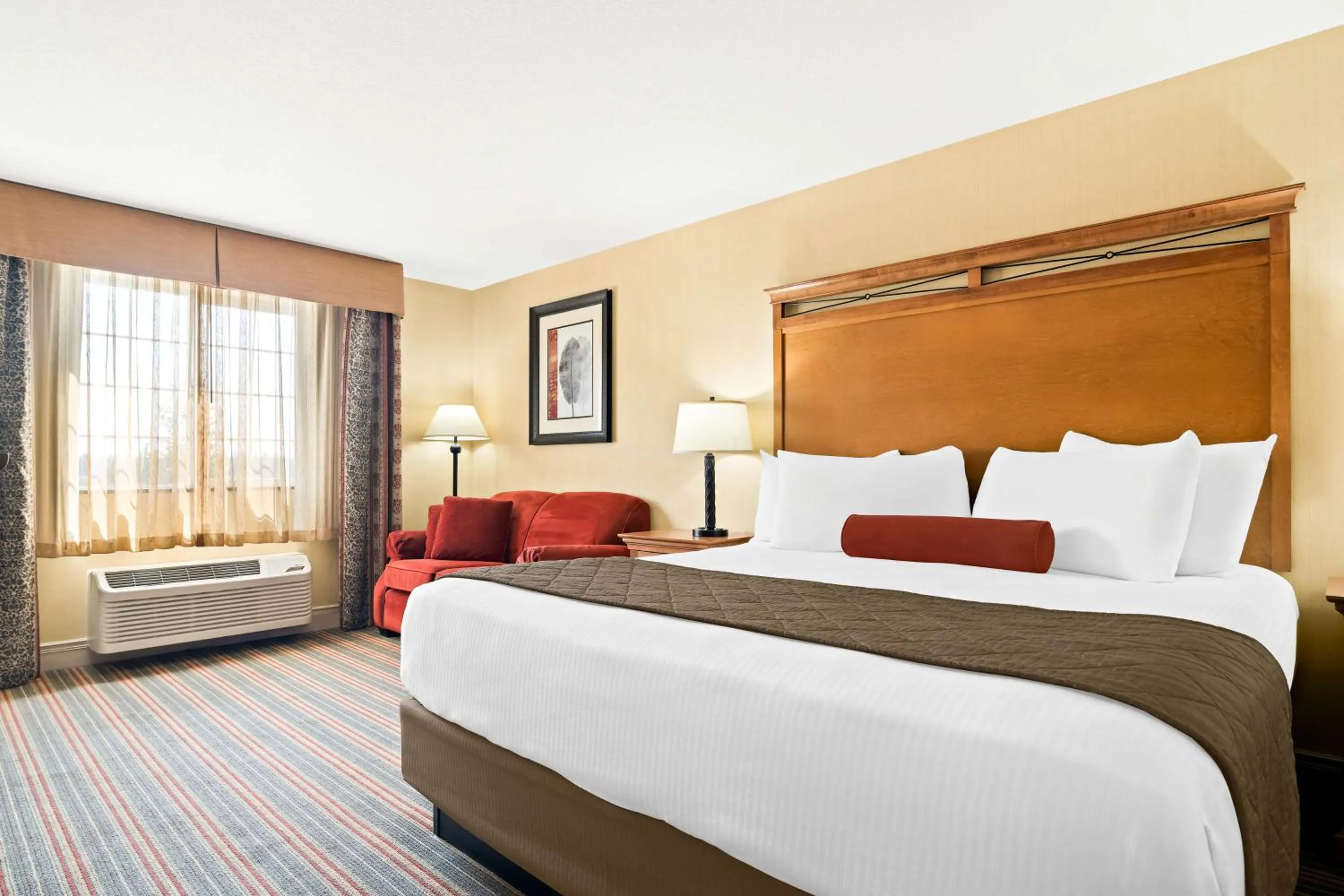 Bedroom, Bed in Best Western Newberry Station