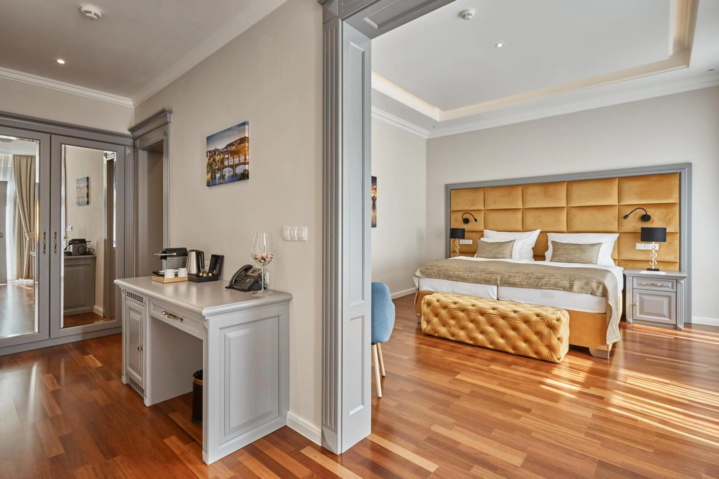 Bed in Golden Key Boutique Hotel