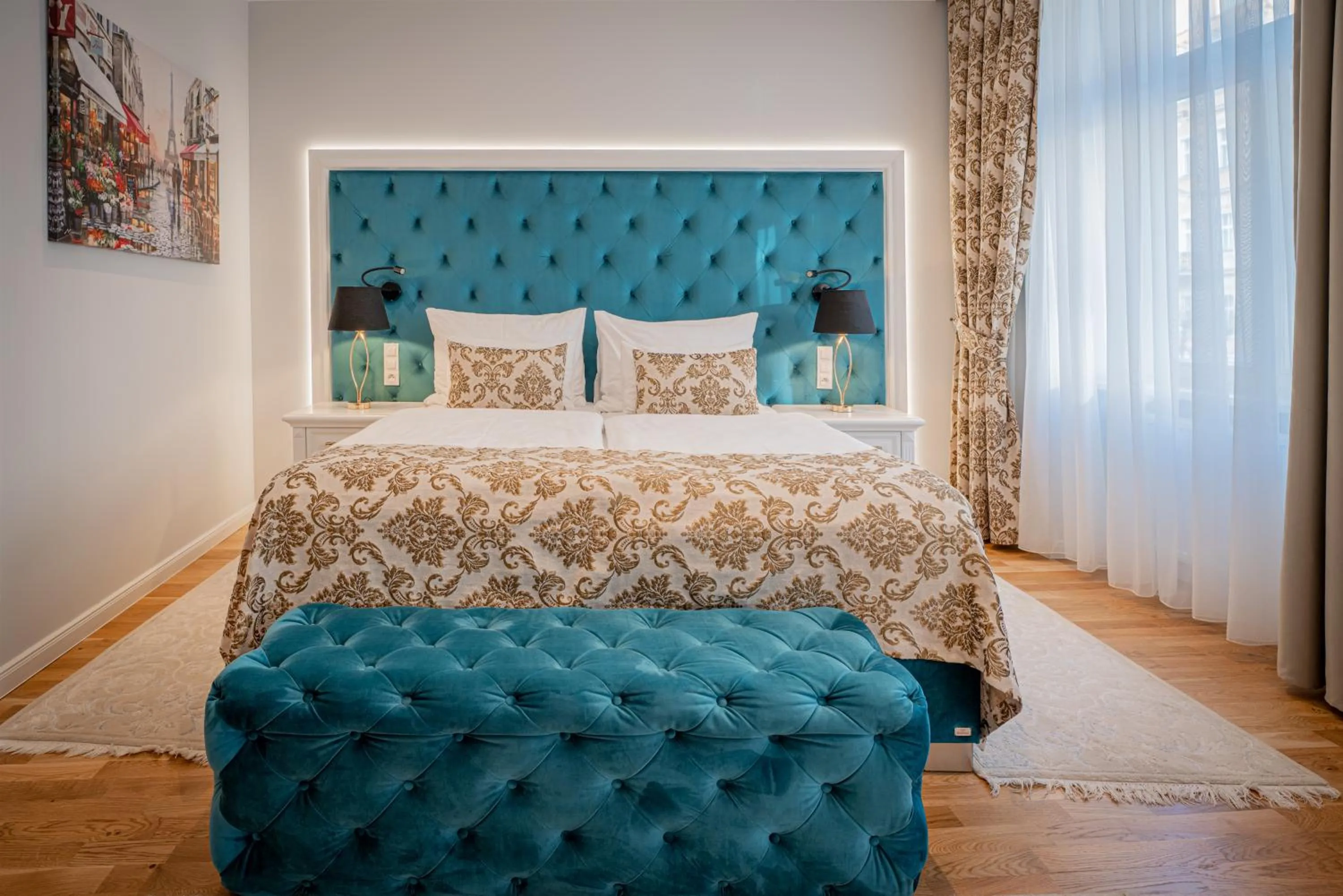 Bed in Golden Key Boutique Hotel