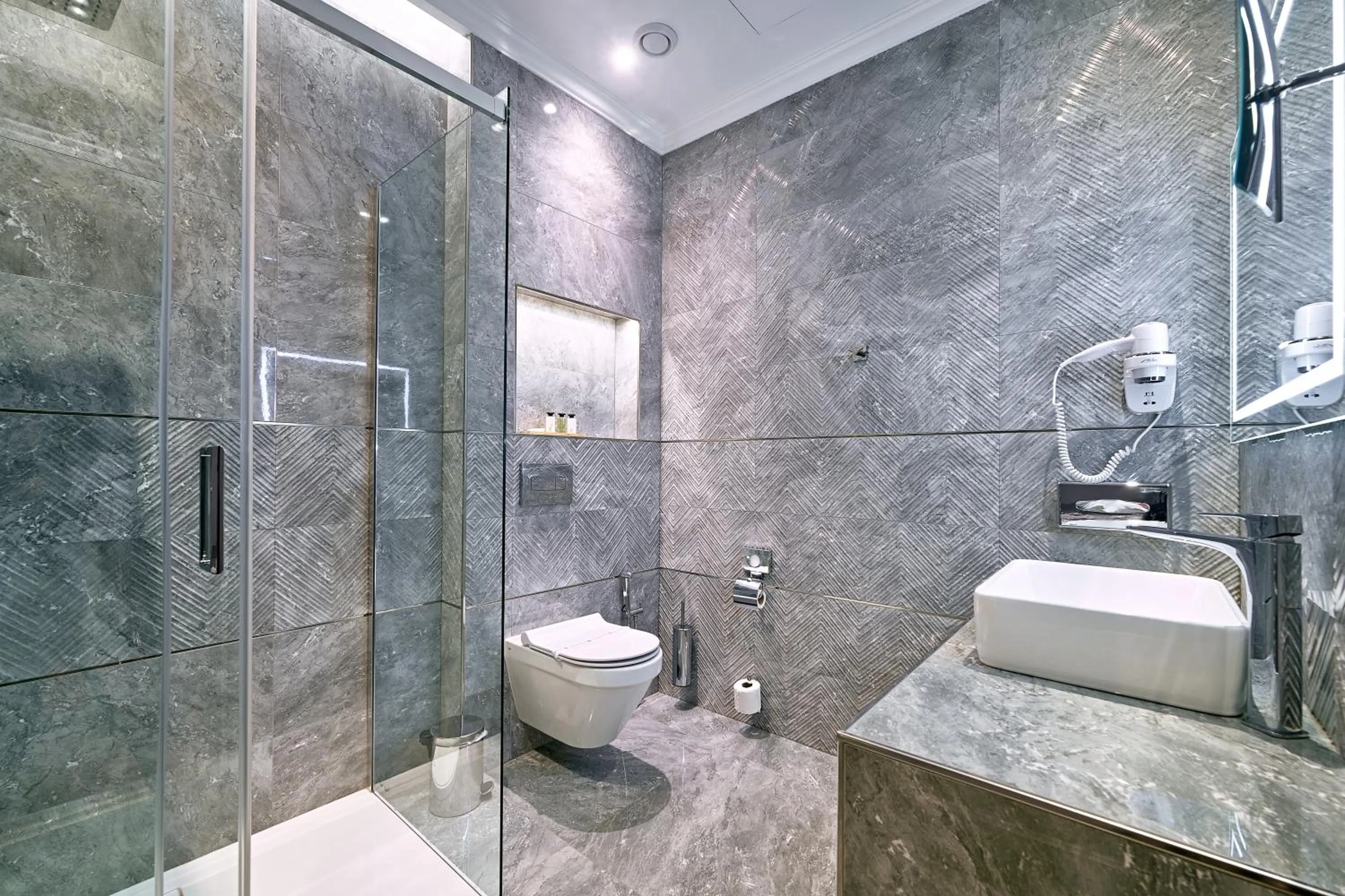 Bathroom in Golden Key Boutique Hotel