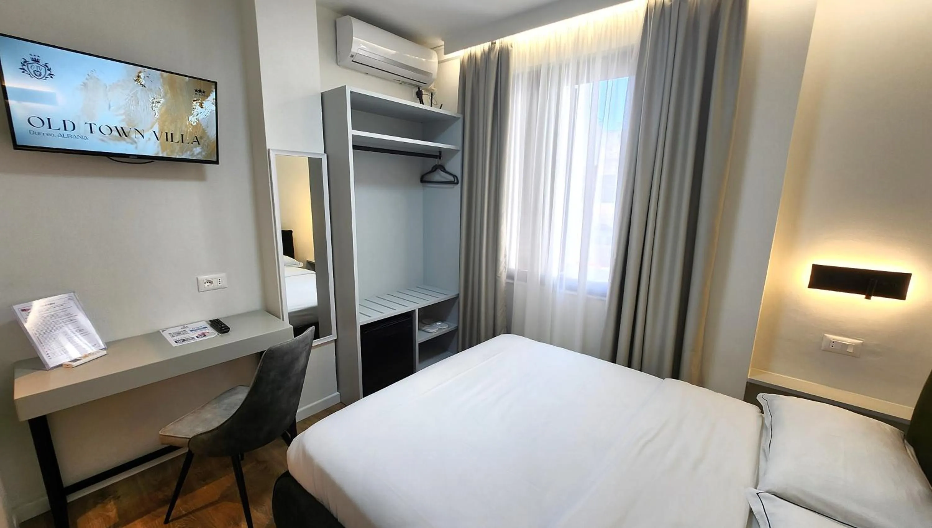 Bed in Old Town Villa