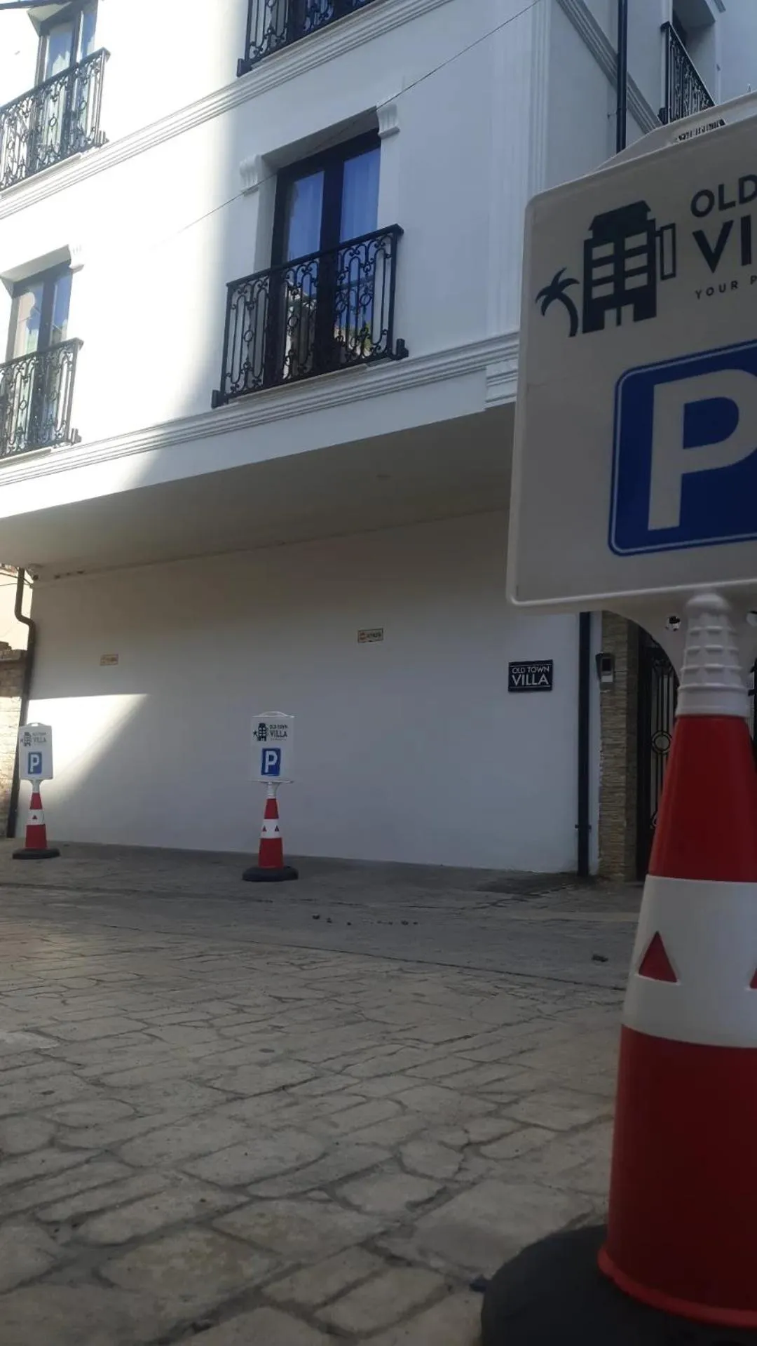 Property building in Old Town Villa