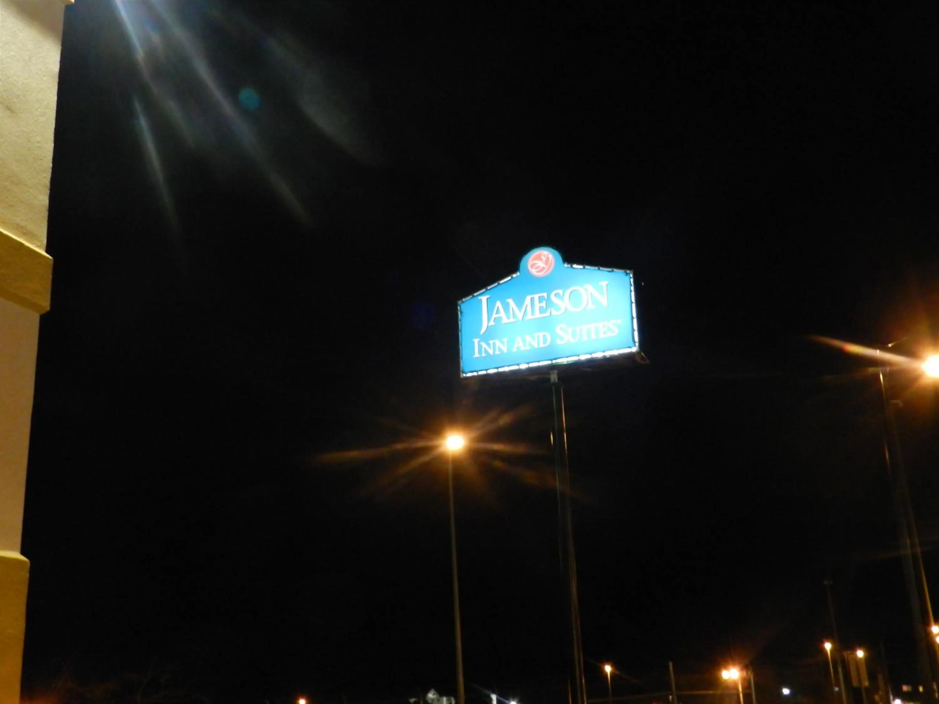 Facade/entrance in Haven Inn & Suites