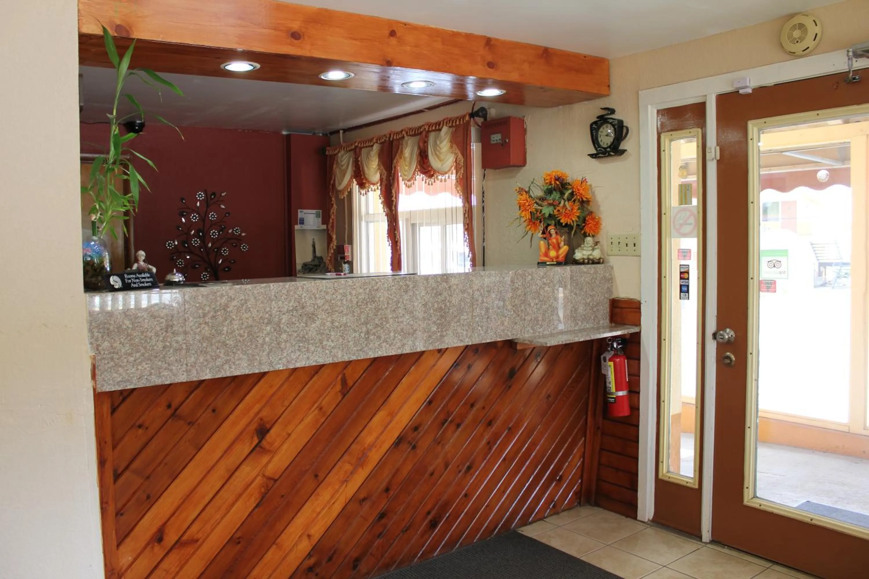 Lobby or reception in Andrew Johnson Inn