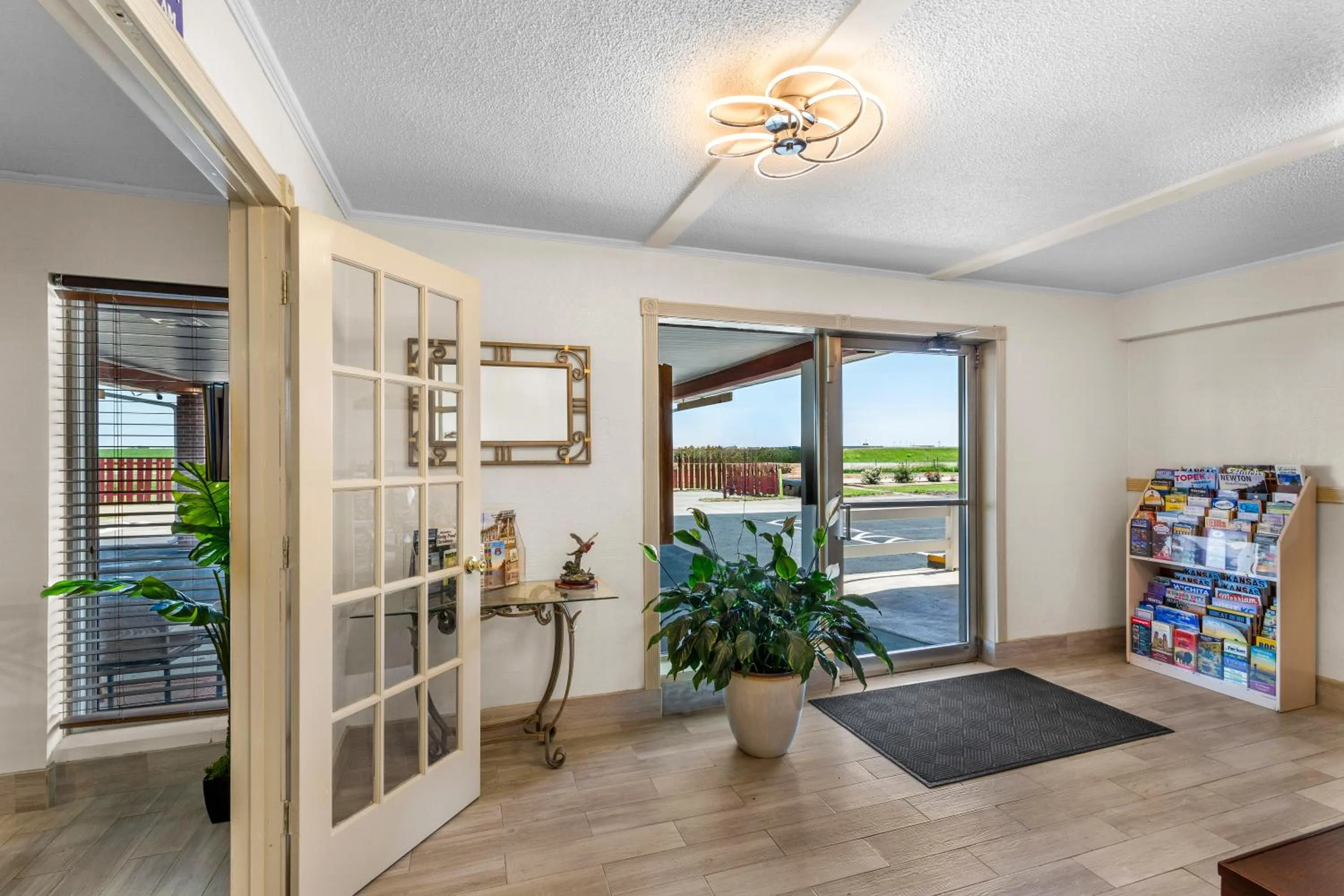 Lobby or reception in Americas Best Value Inn Belleville