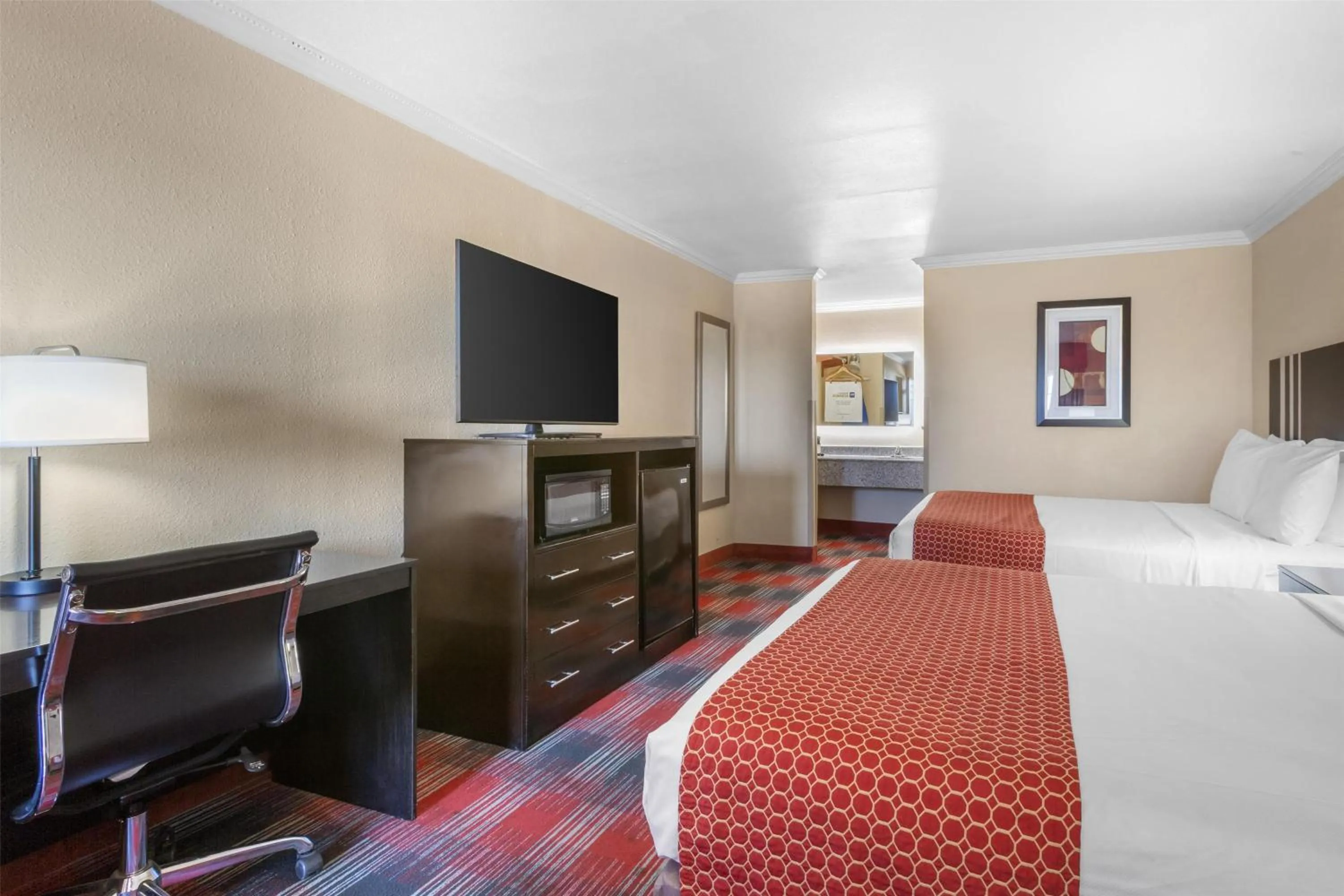 Bedroom, Bed in Best Western Brady Inn