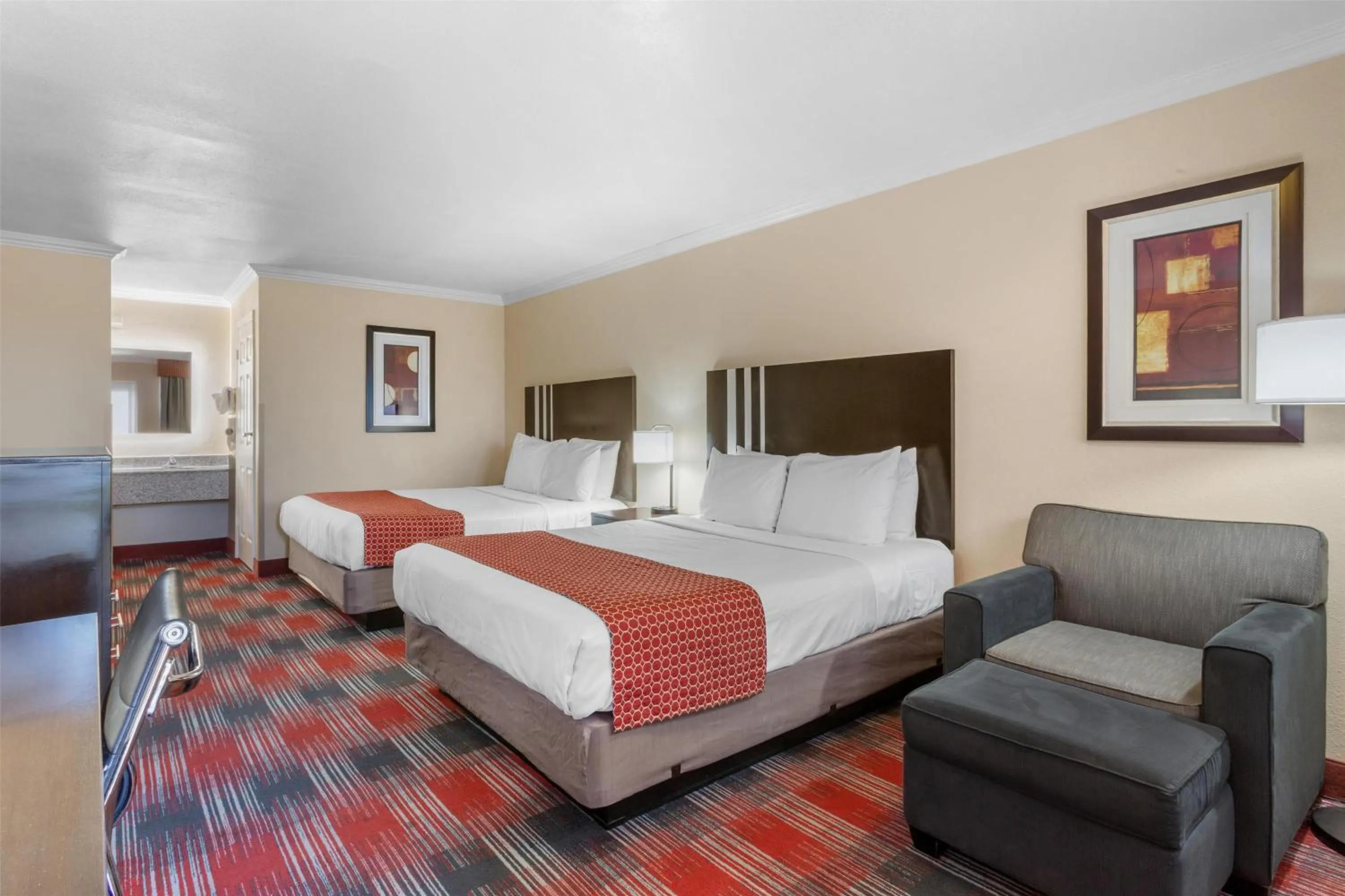 Bedroom, Bed in Best Western Brady Inn