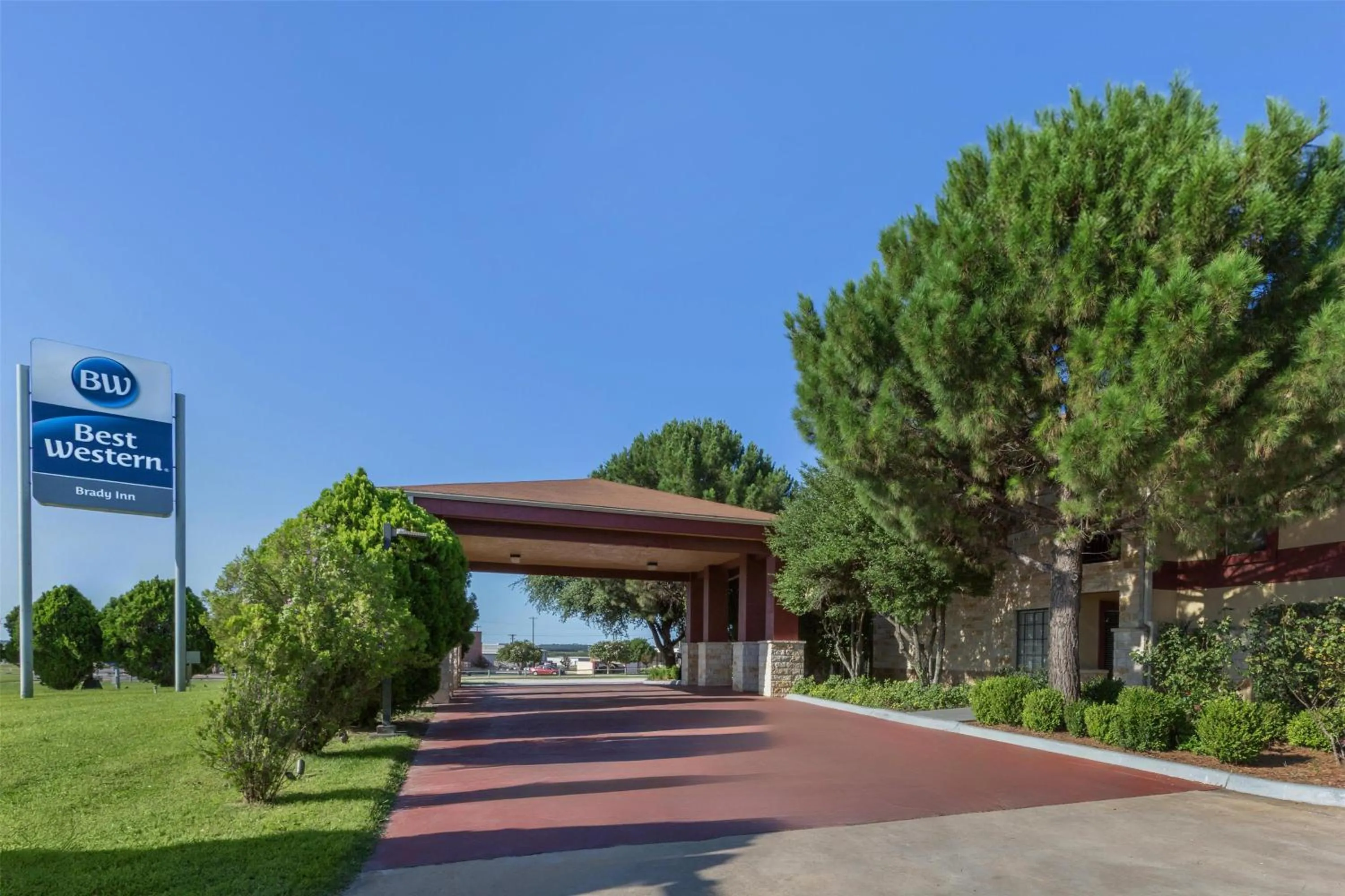 Property building in Best Western Brady Inn