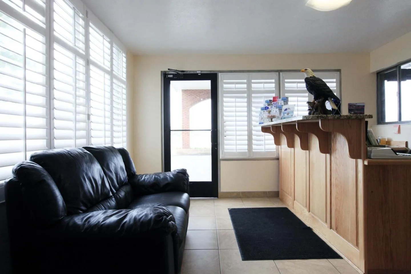 Americas Best Value Inn Roosevelt/Ballard