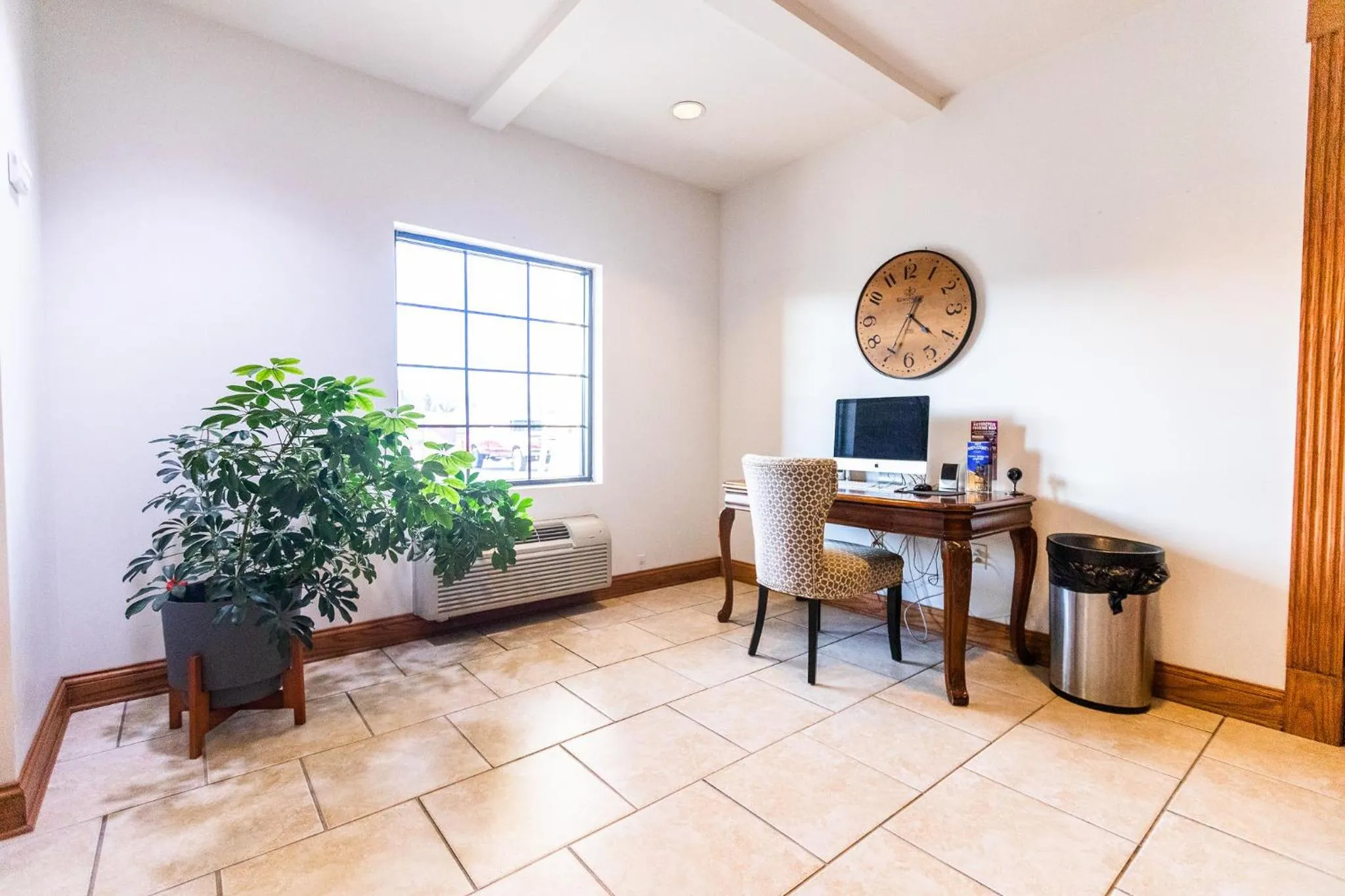 Business facilities in Grand Hotel