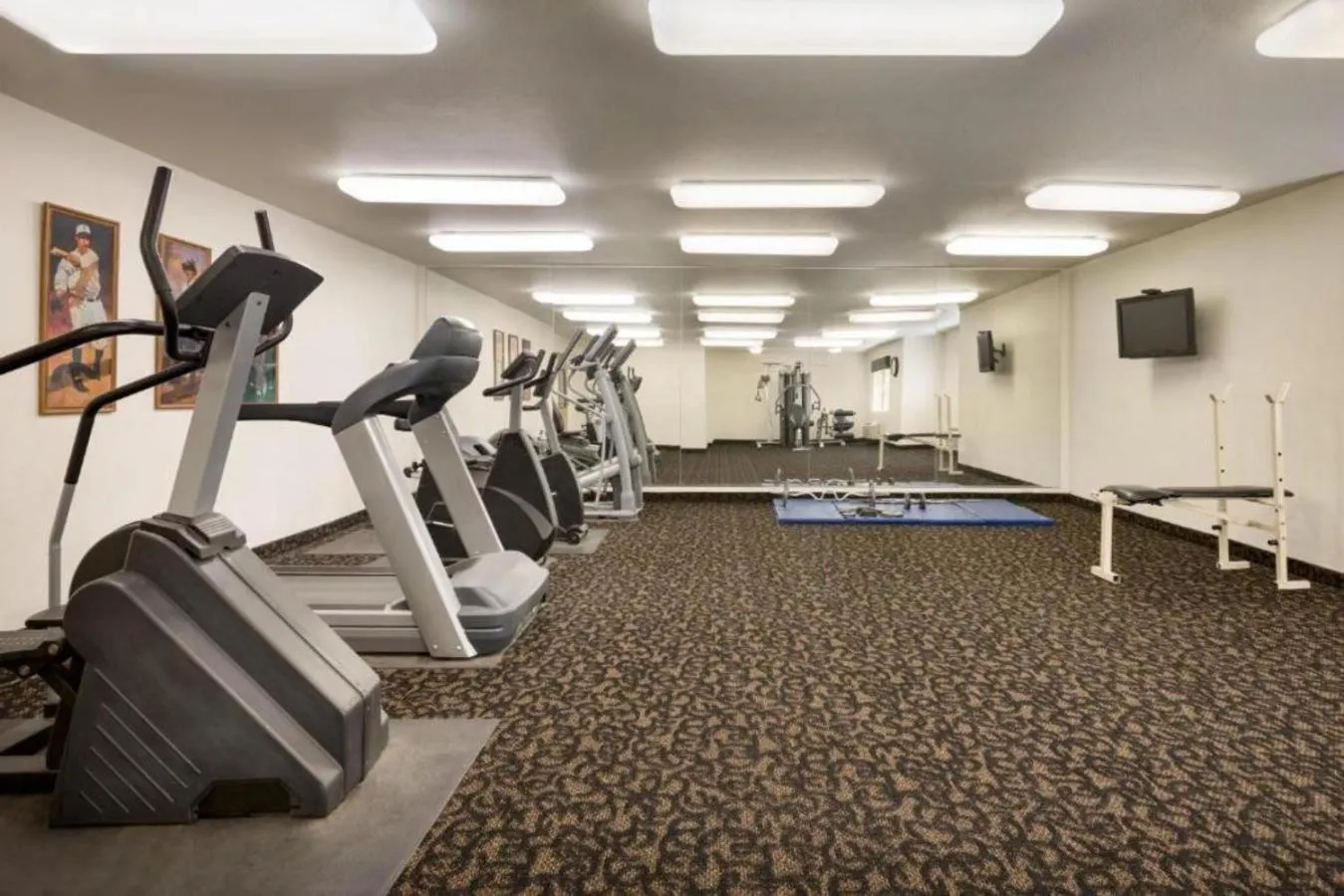 Fitness centre/facilities in Travelodge by Wyndham Alpine