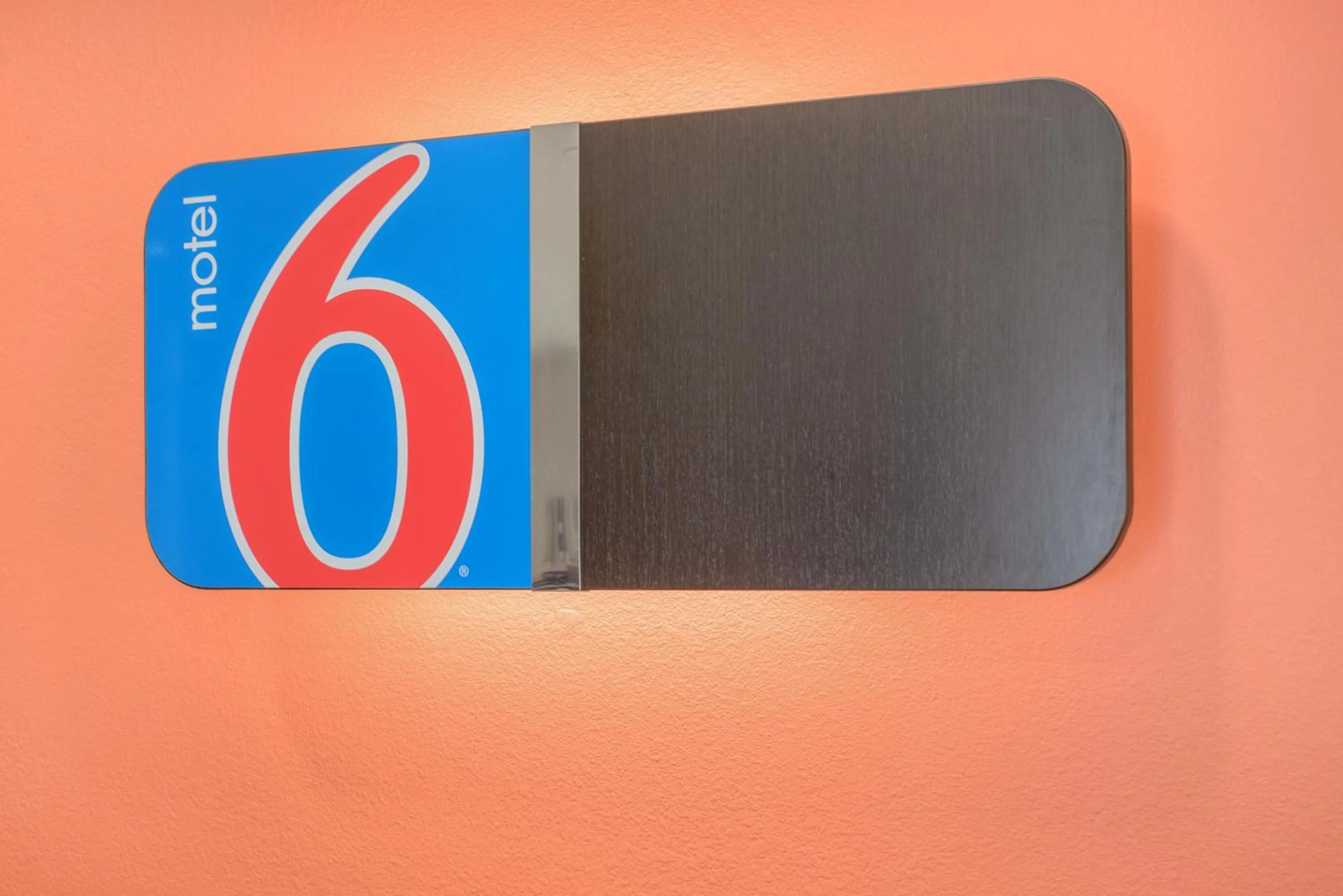 Decorative detail in Motel 6-Canton, TX