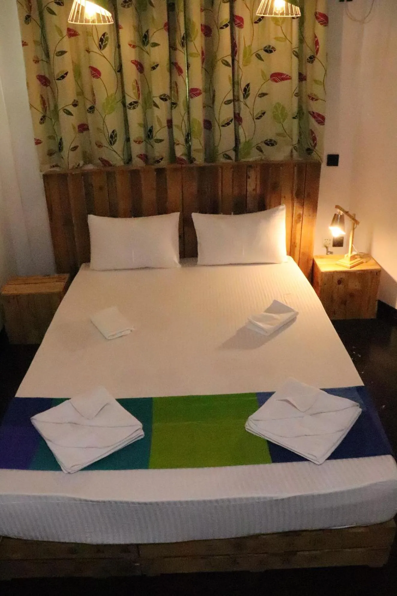 Bed in Miracle Colombo City Hostel