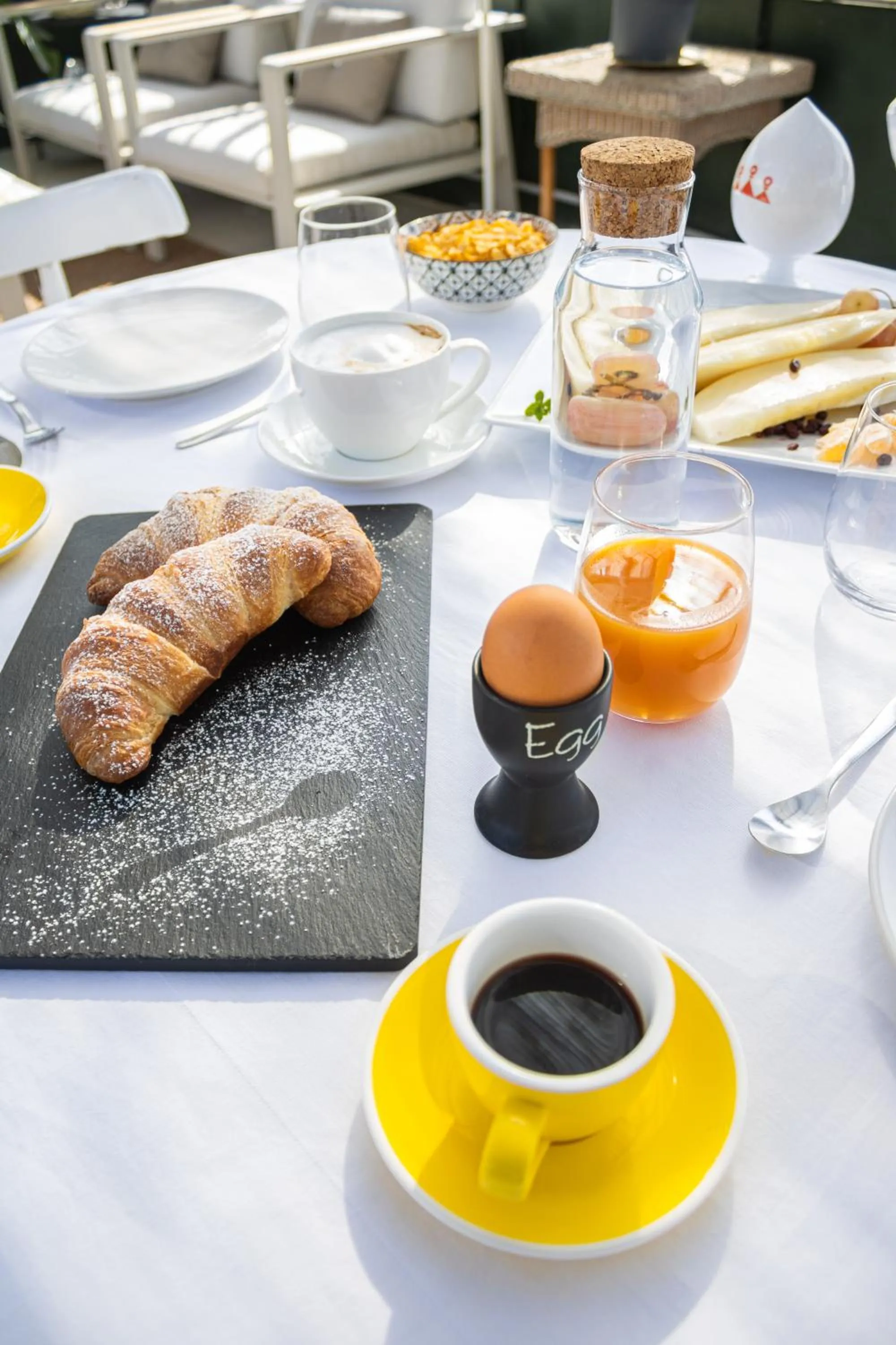 Breakfast in Villa Ada-Trulli Puglia