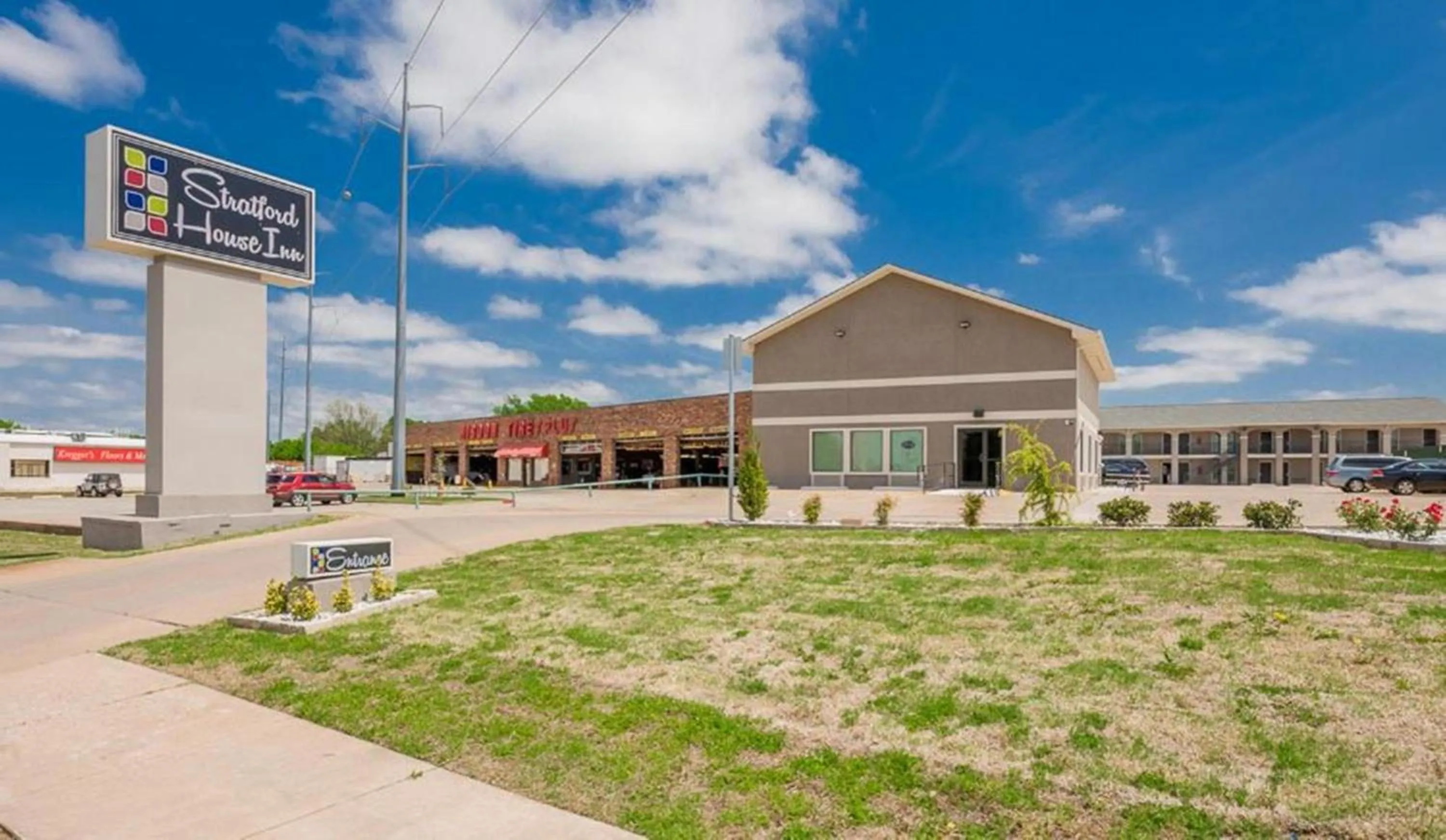 Property building in Stratford House Inn