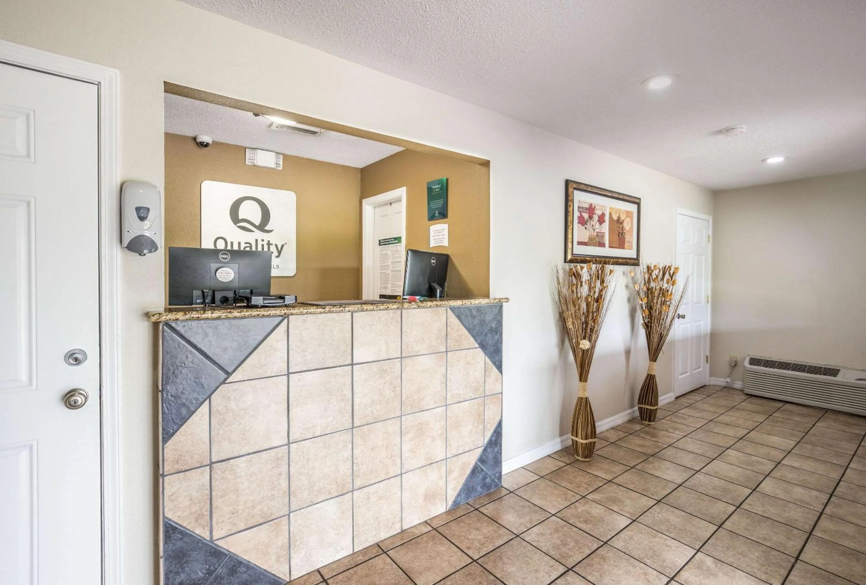 Lobby or reception in Quality Inn White Springs Suwanee
