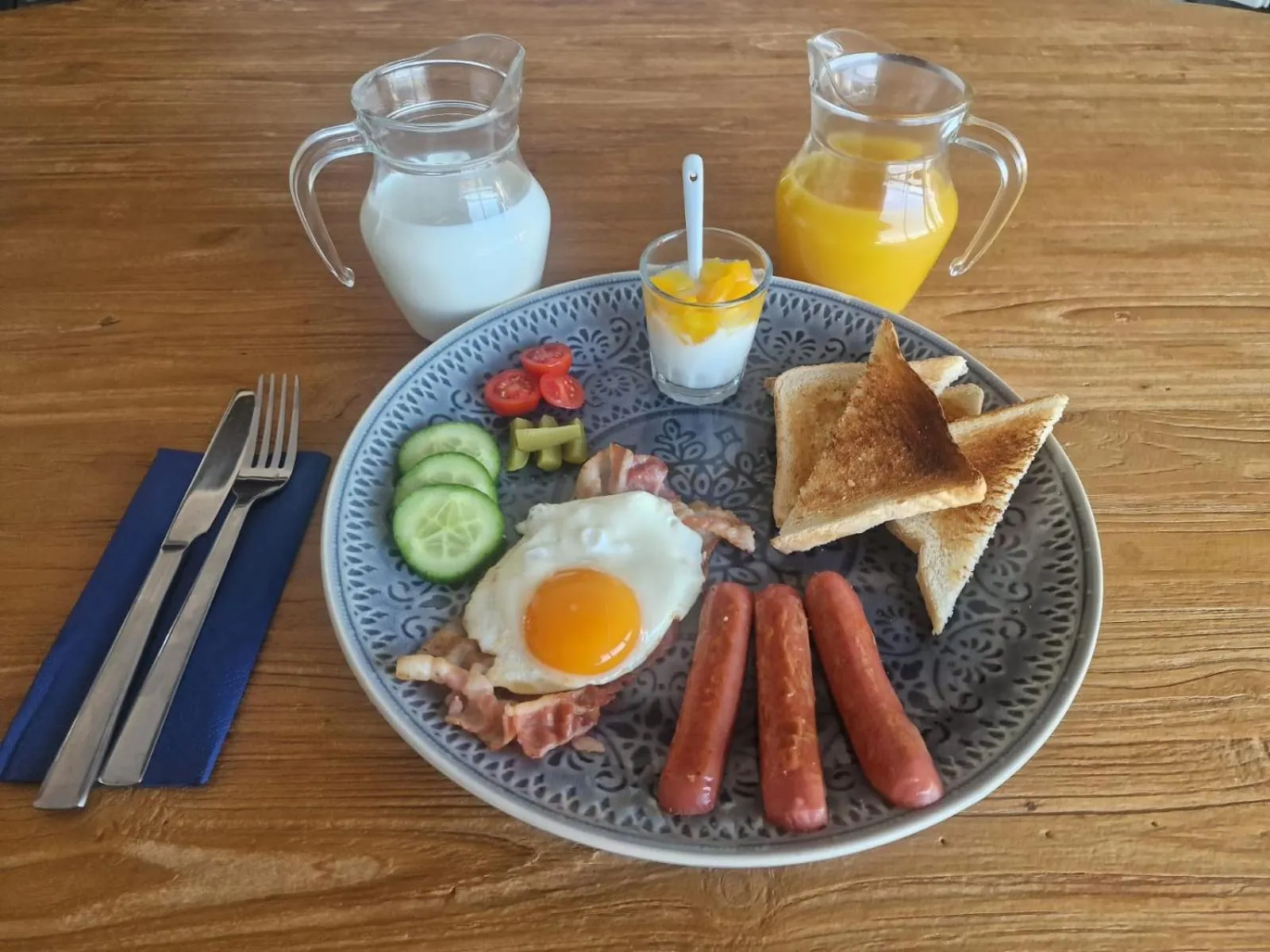 Breakfast in Casa Barranca Bed and Breakfast