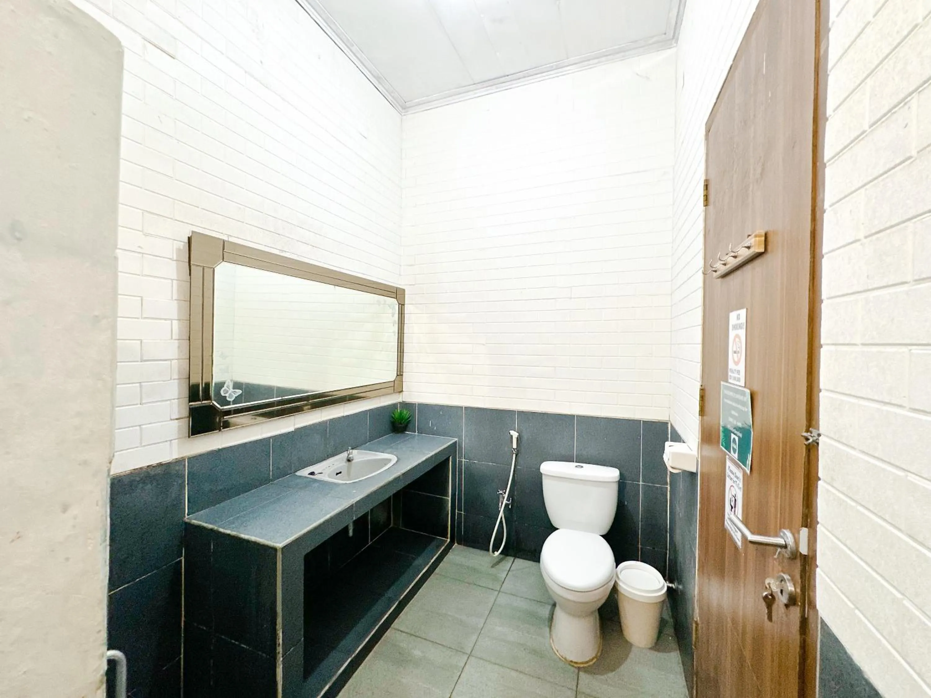 Shower in OsteL By OstiC