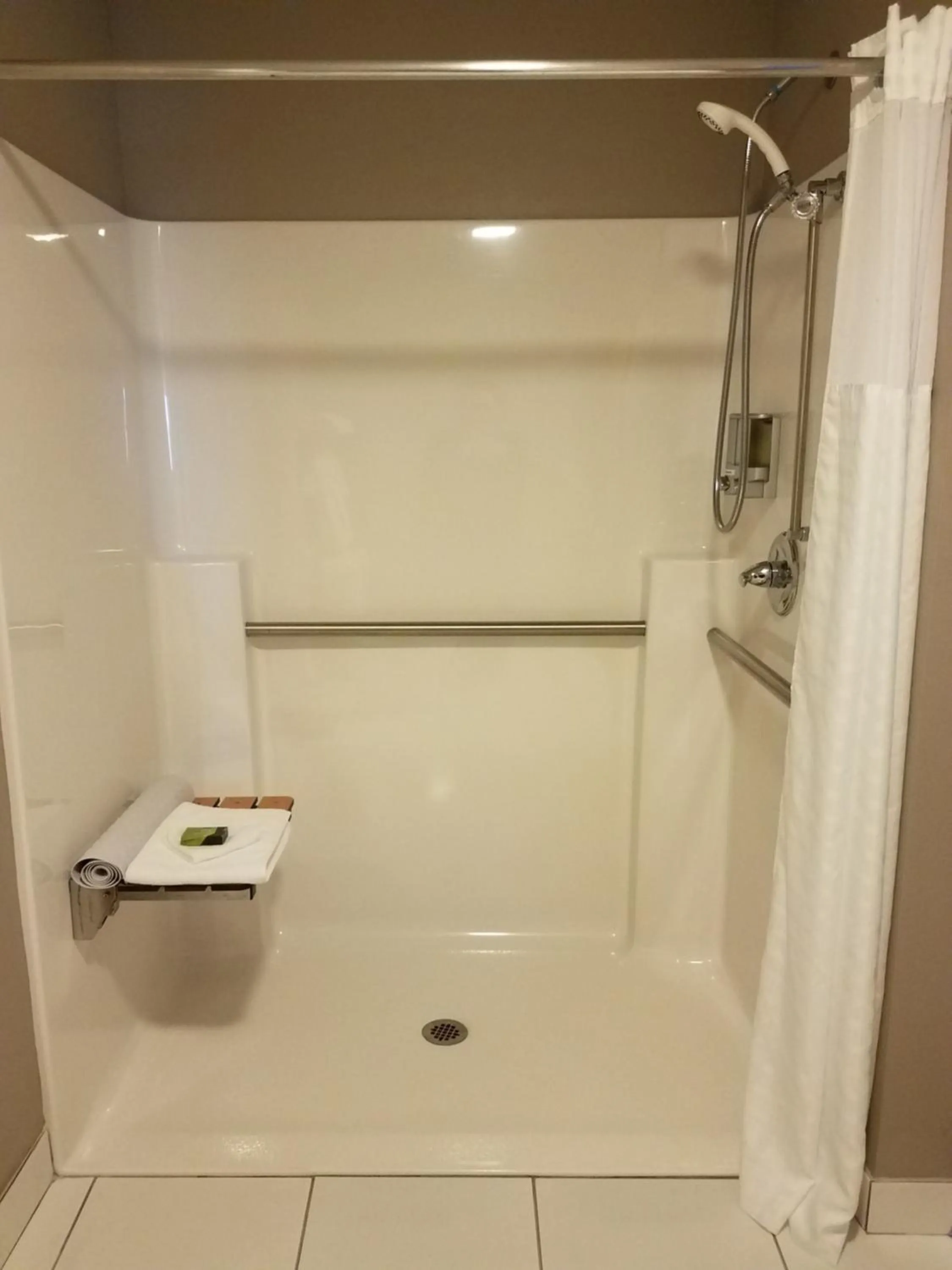 Bathroom in Okoboji Inn & Suites