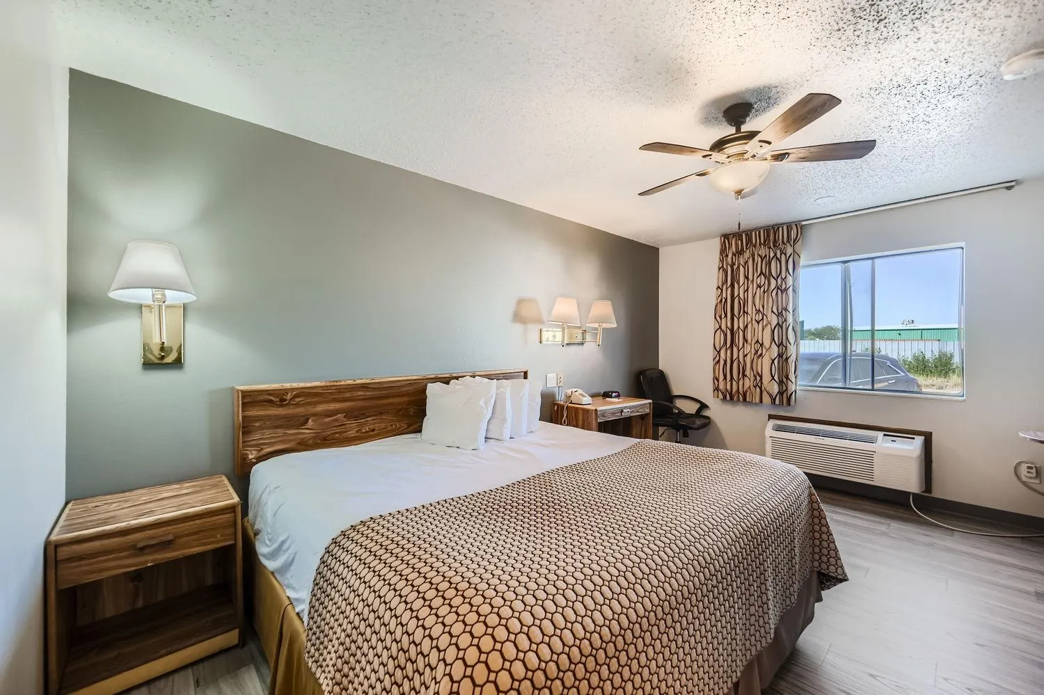 Bed in Travelodge by Wyndham Longmont