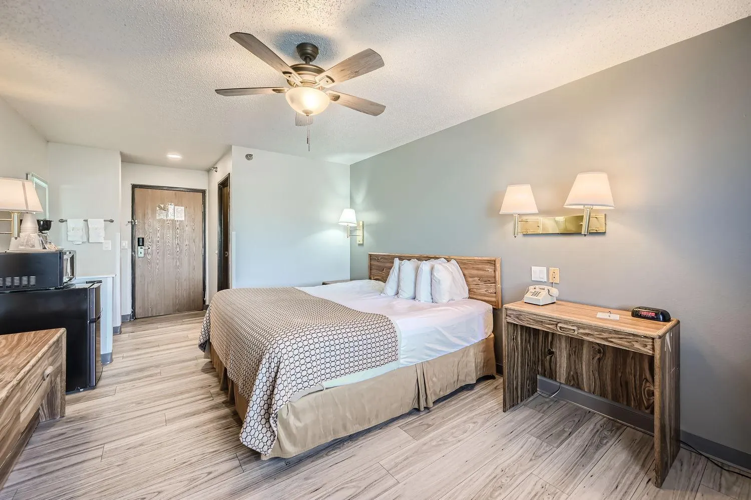 Bed in Travelodge by Wyndham Longmont