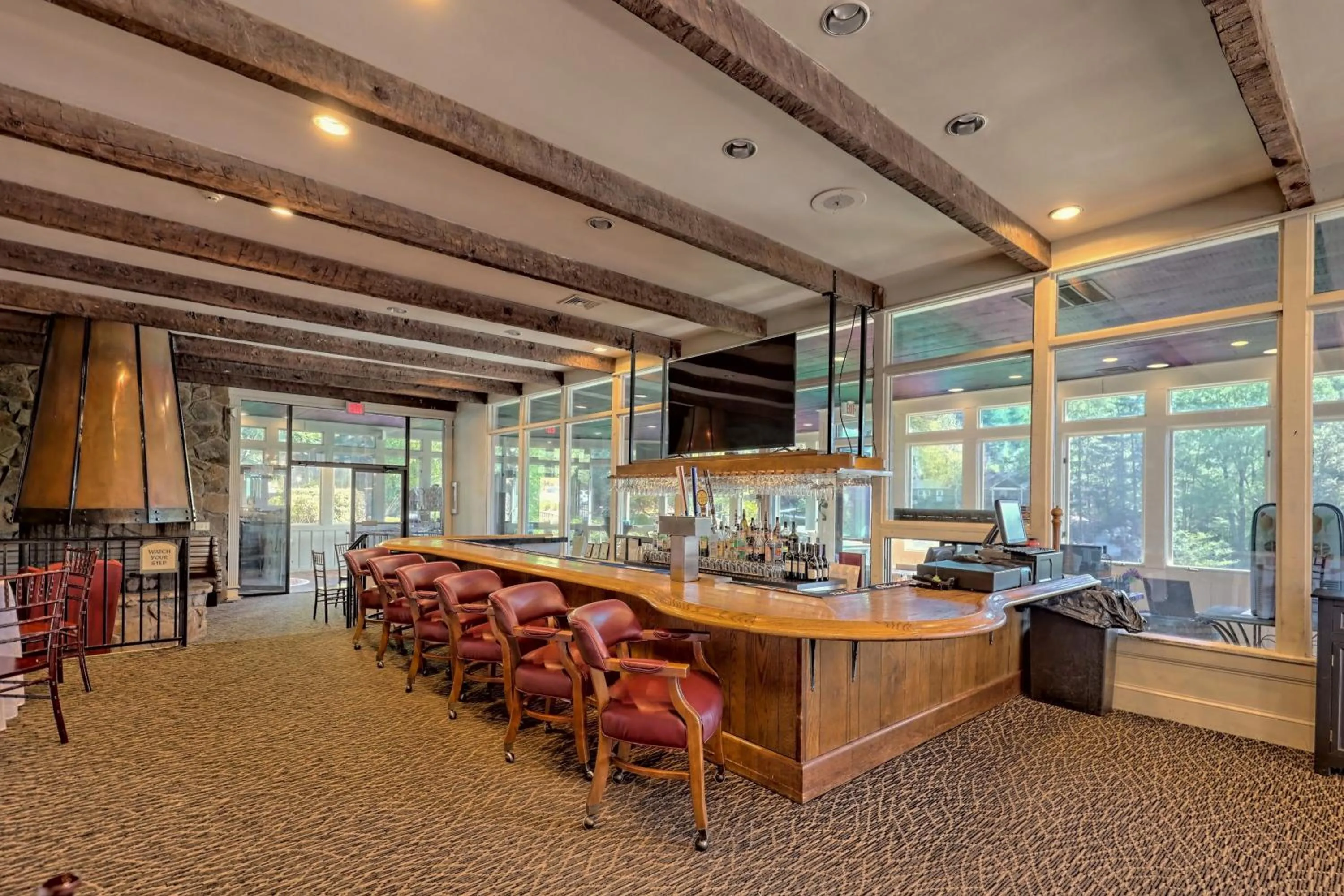Restaurant/places to eat in Kingwood Resort & Golf Club