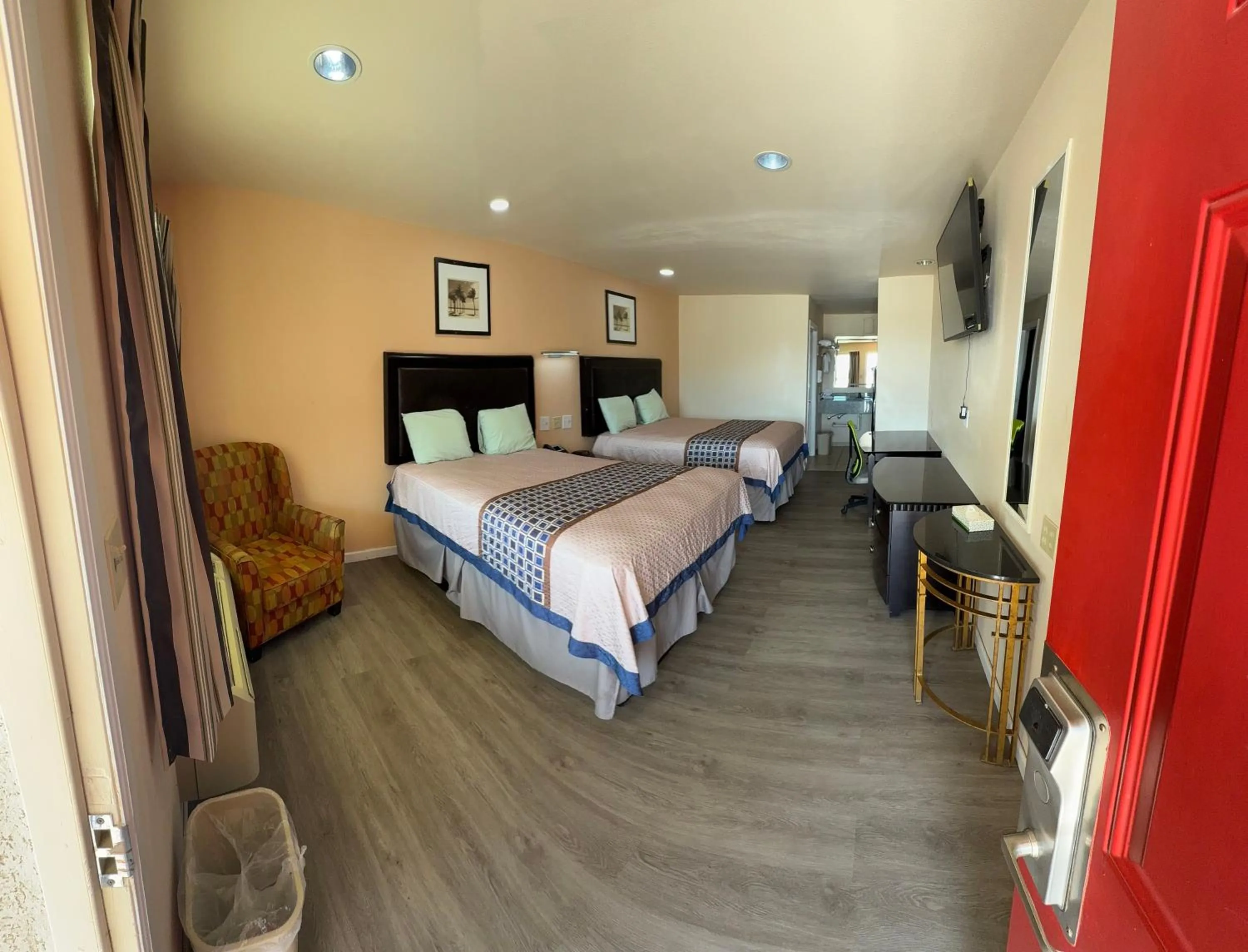 Bed in Denver City Motel